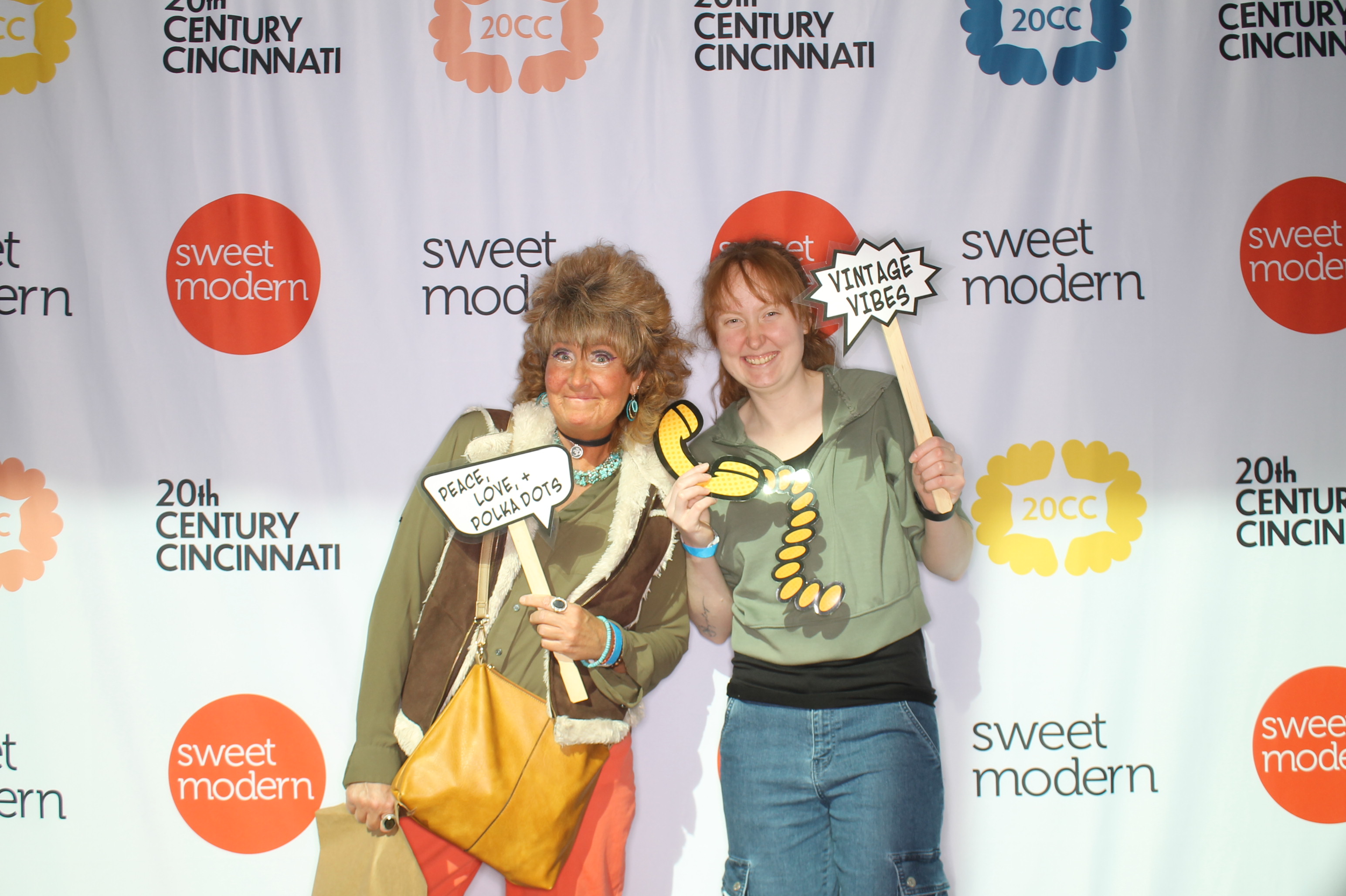 20th Century Cincinnati Saturday | View more photos from the event at gallery.photoboothcincy.com/u/PhotoBoothCincy/20th-Century-Cincinnati-Saturday