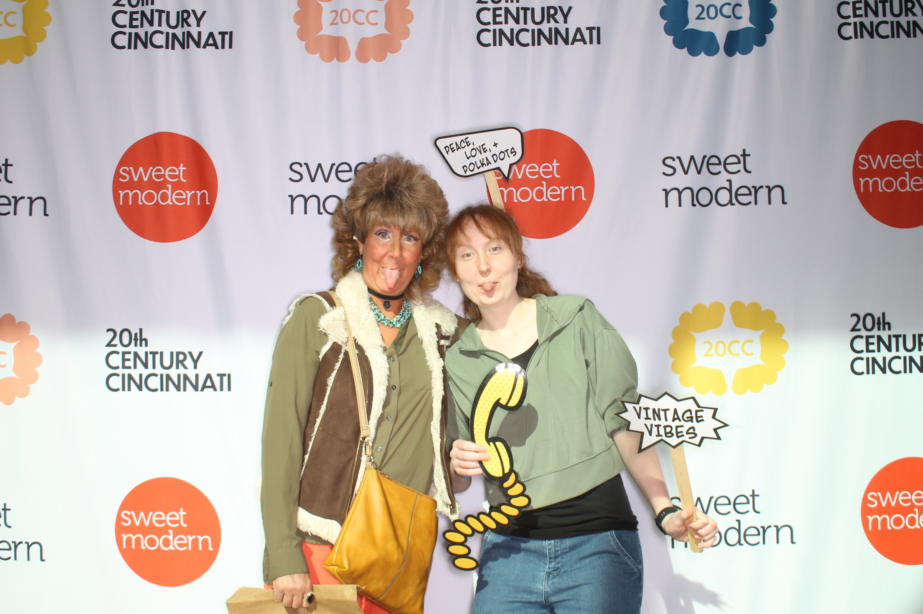 20th Century Cincinnati Saturday | View more photos from the event at gallery.photoboothcincy.com/u/PhotoBoothCincy/20th-Century-Cincinnati-Saturday