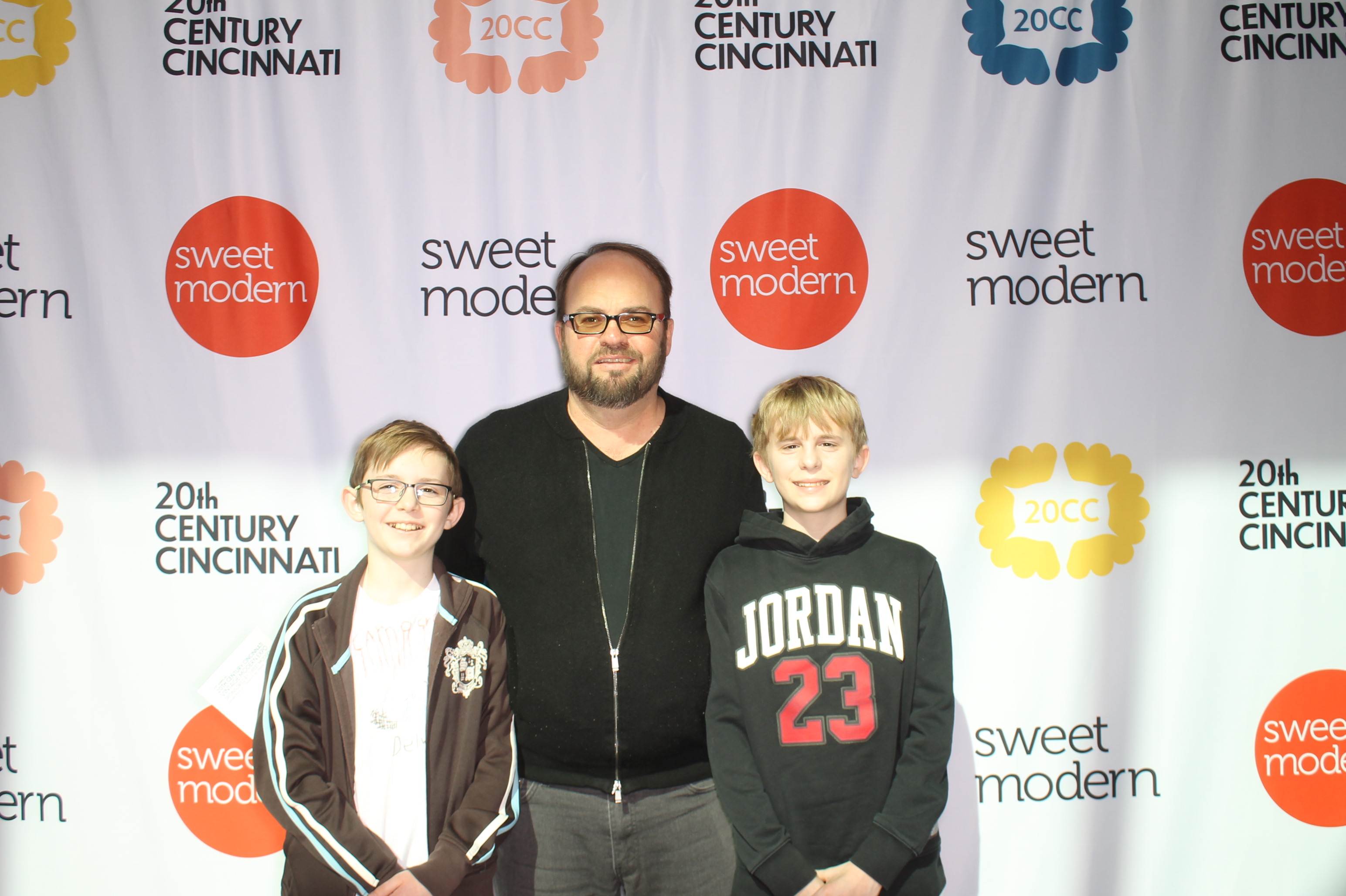 20th Century Cincinnati Saturday | View more photos from the event at gallery.photoboothcincy.com/u/PhotoBoothCincy/20th-Century-Cincinnati-Saturday