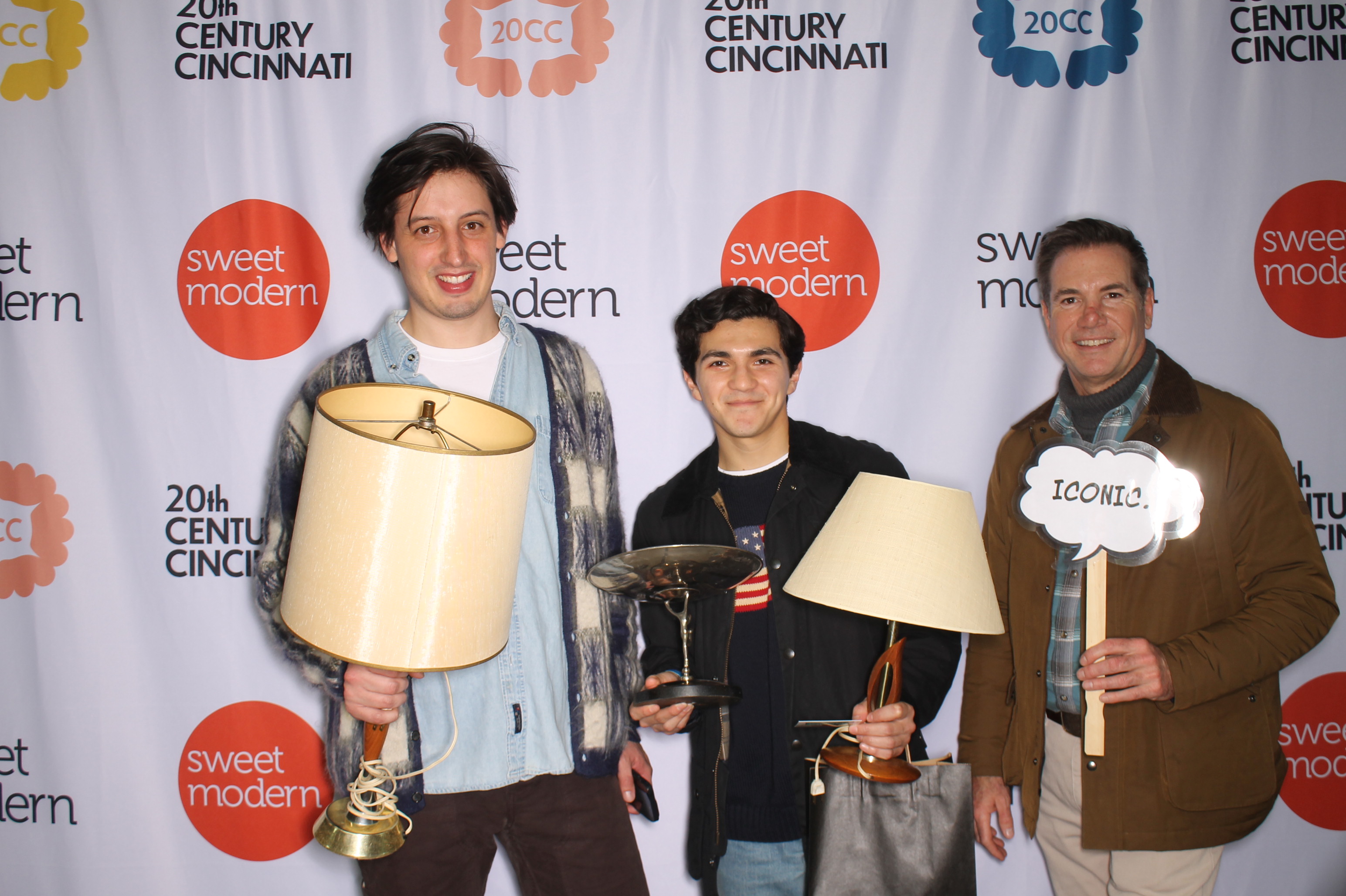 20th Century Cincinnati Saturday | View more photos from the event at gallery.photoboothcincy.com/u/PhotoBoothCincy/20th-Century-Cincinnati-Saturday