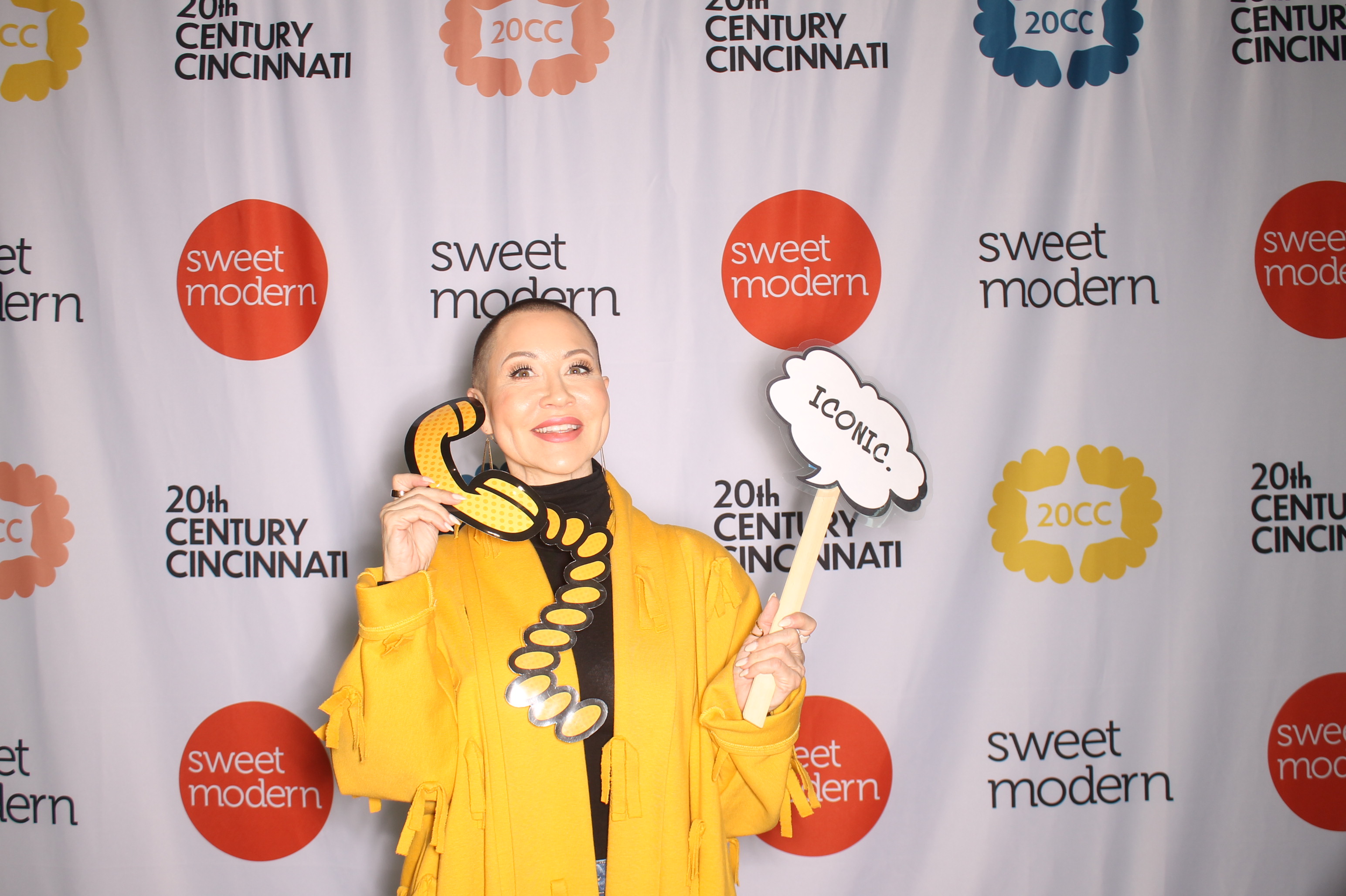 20th Century Cincinnati Saturday | View more photos from the event at gallery.photoboothcincy.com/u/PhotoBoothCincy/20th-Century-Cincinnati-Saturday