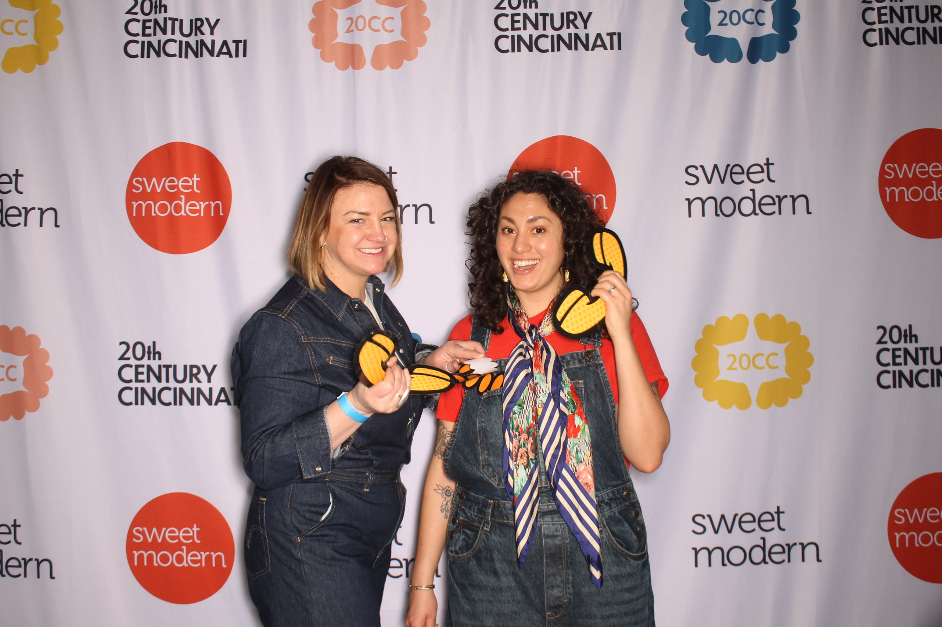 20th Century Cincinnati Saturday | View more photos from the event at gallery.photoboothcincy.com/u/PhotoBoothCincy/20th-Century-Cincinnati-Saturday