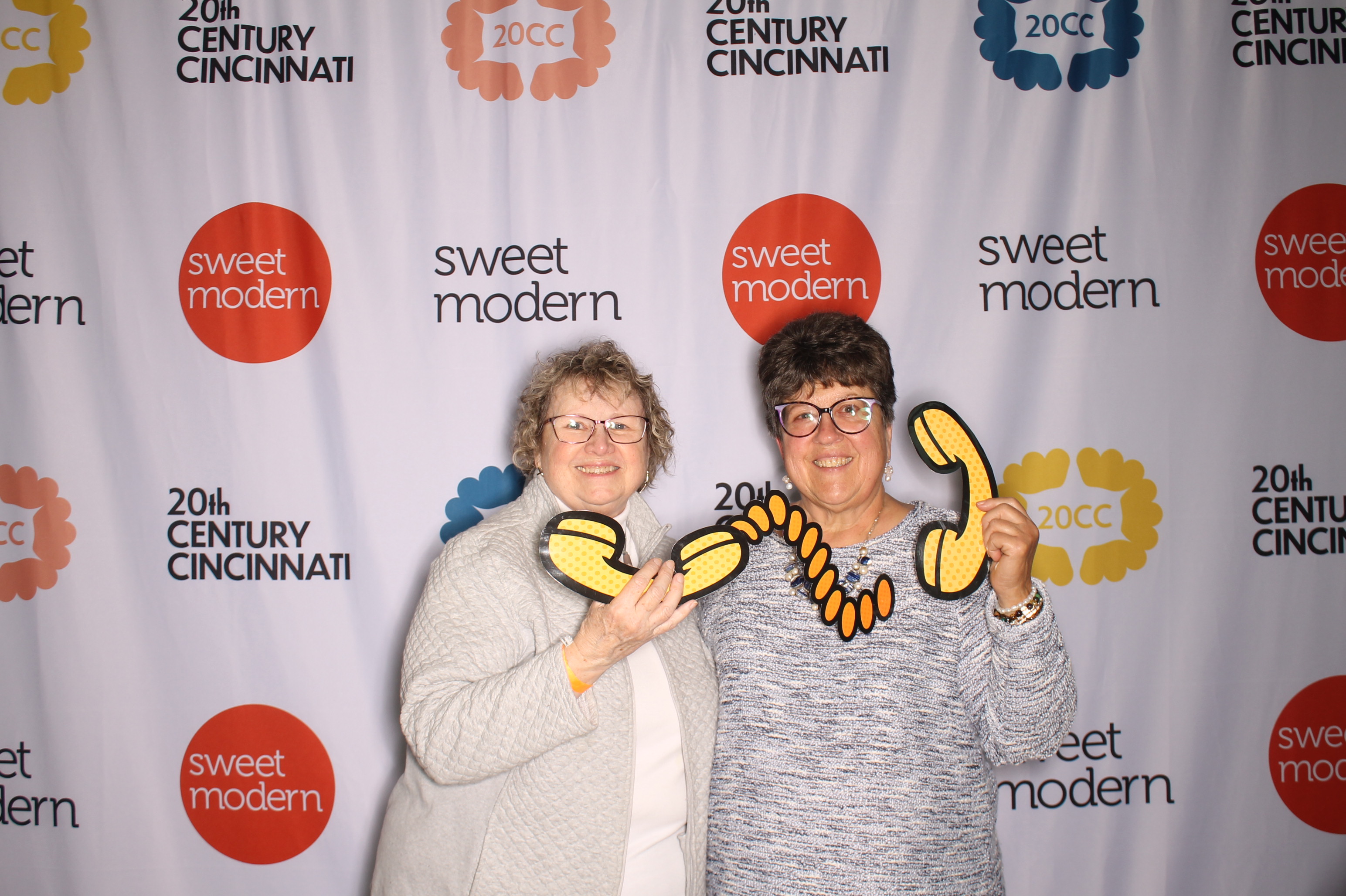 20th Century Cincinnati Saturday | View more photos from the event at gallery.photoboothcincy.com/u/PhotoBoothCincy/20th-Century-Cincinnati-Saturday
