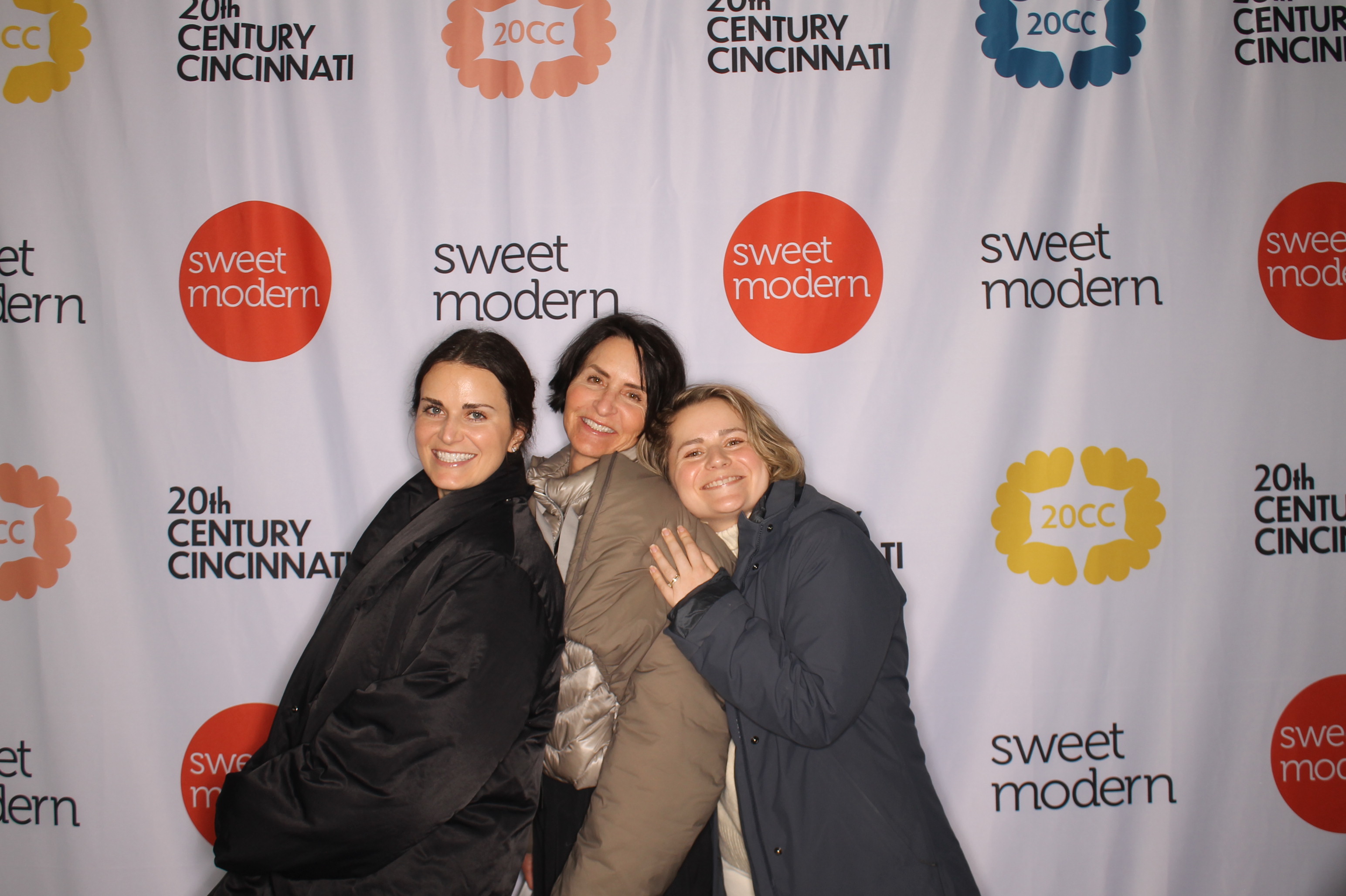 20th Century Cincinnati Saturday | View more photos from the event at gallery.photoboothcincy.com/u/PhotoBoothCincy/20th-Century-Cincinnati-Saturday