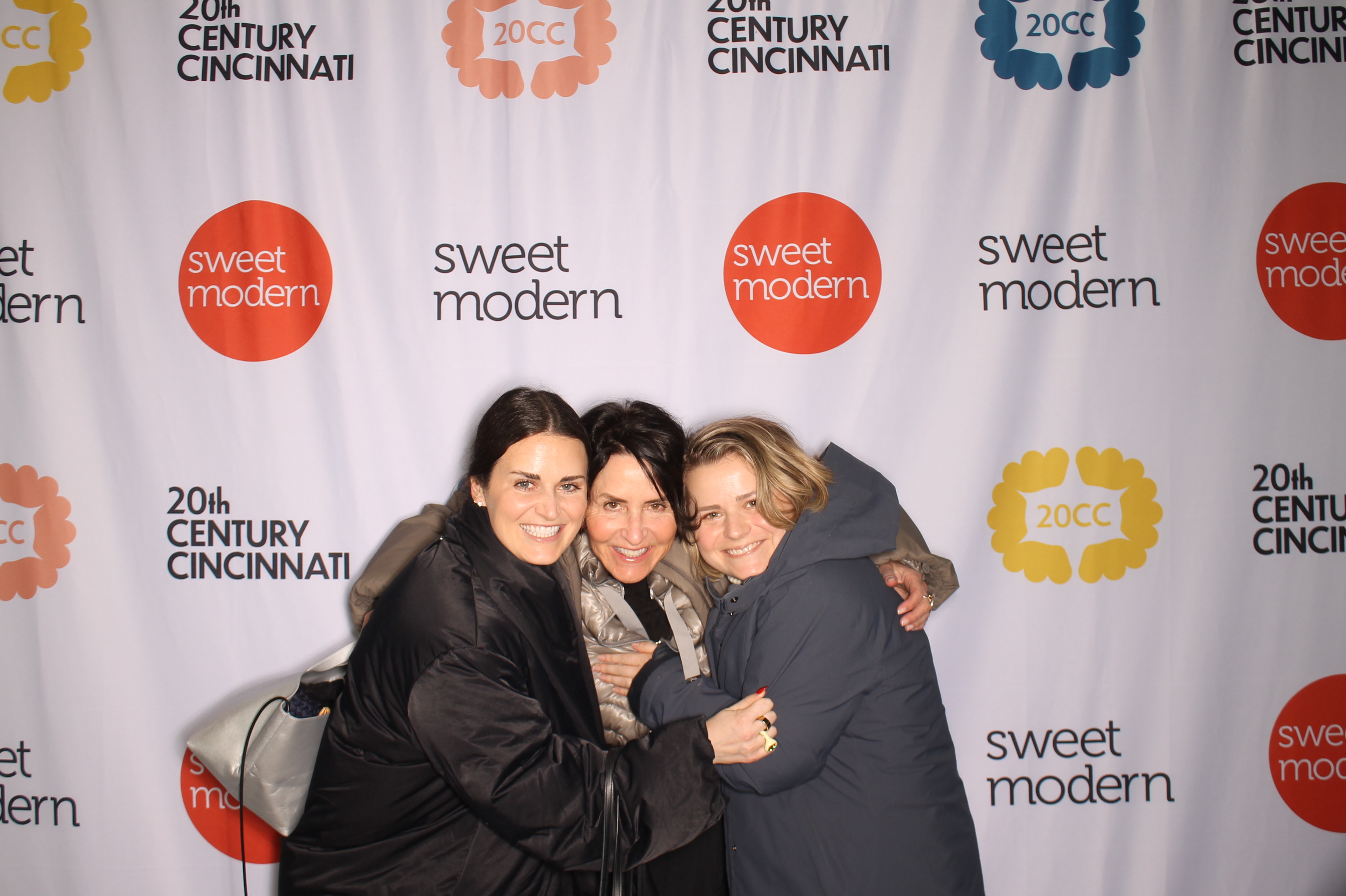 20th Century Cincinnati Saturday | View more photos from the event at gallery.photoboothcincy.com/u/PhotoBoothCincy/20th-Century-Cincinnati-Saturday