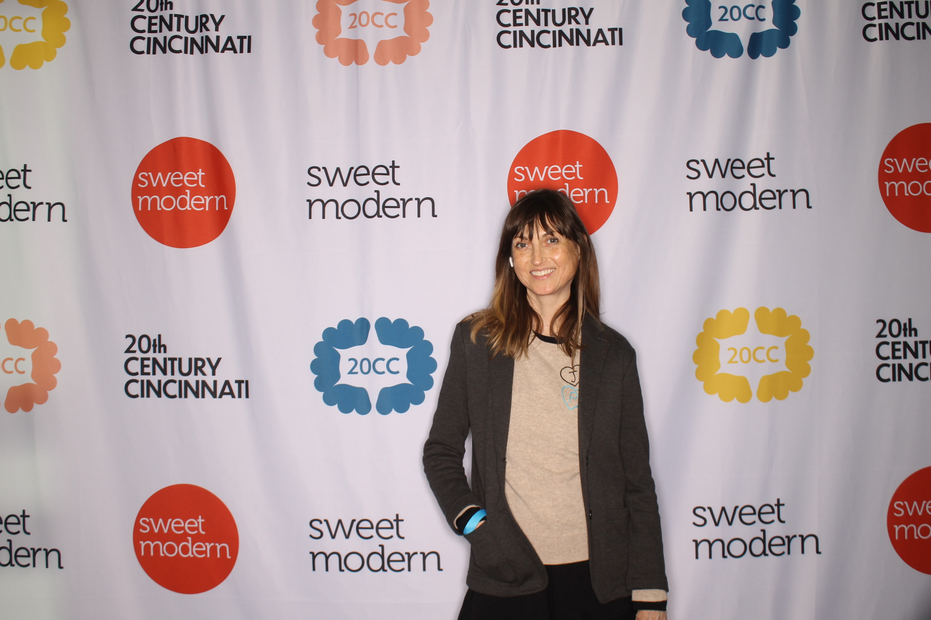 20th Century Cincinnati Saturday | View more photos from the event at gallery.photoboothcincy.com/u/PhotoBoothCincy/20th-Century-Cincinnati-Saturday