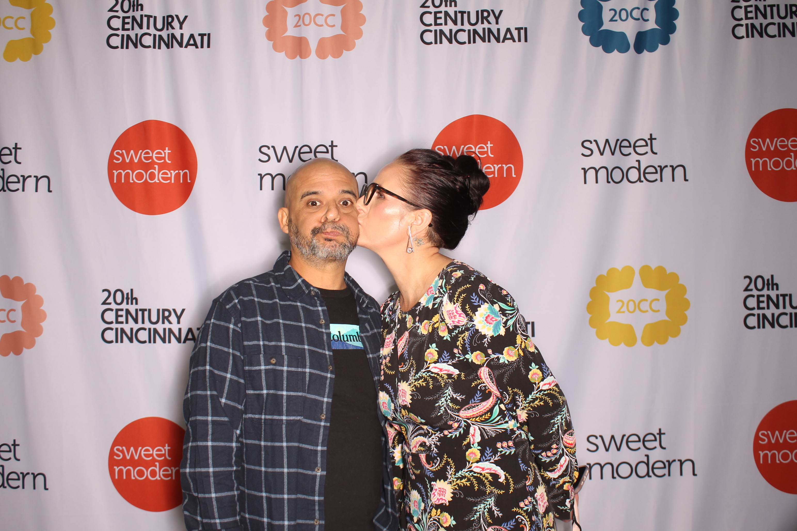 20th Century Cincinnati Saturday | View more photos from the event at gallery.photoboothcincy.com/u/PhotoBoothCincy/20th-Century-Cincinnati-Saturday