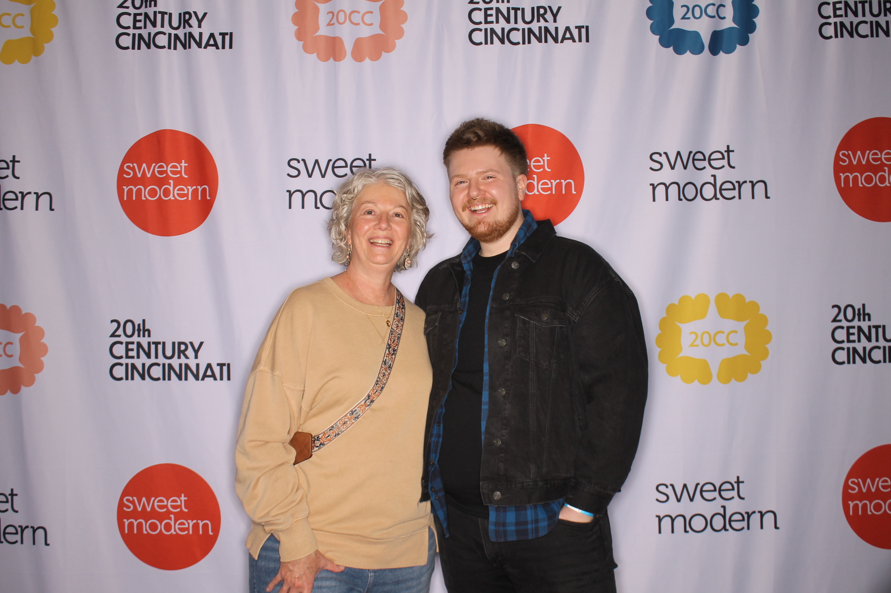 20th Century Cincinnati Saturday | View more photos from the event at gallery.photoboothcincy.com/u/PhotoBoothCincy/20th-Century-Cincinnati-Saturday