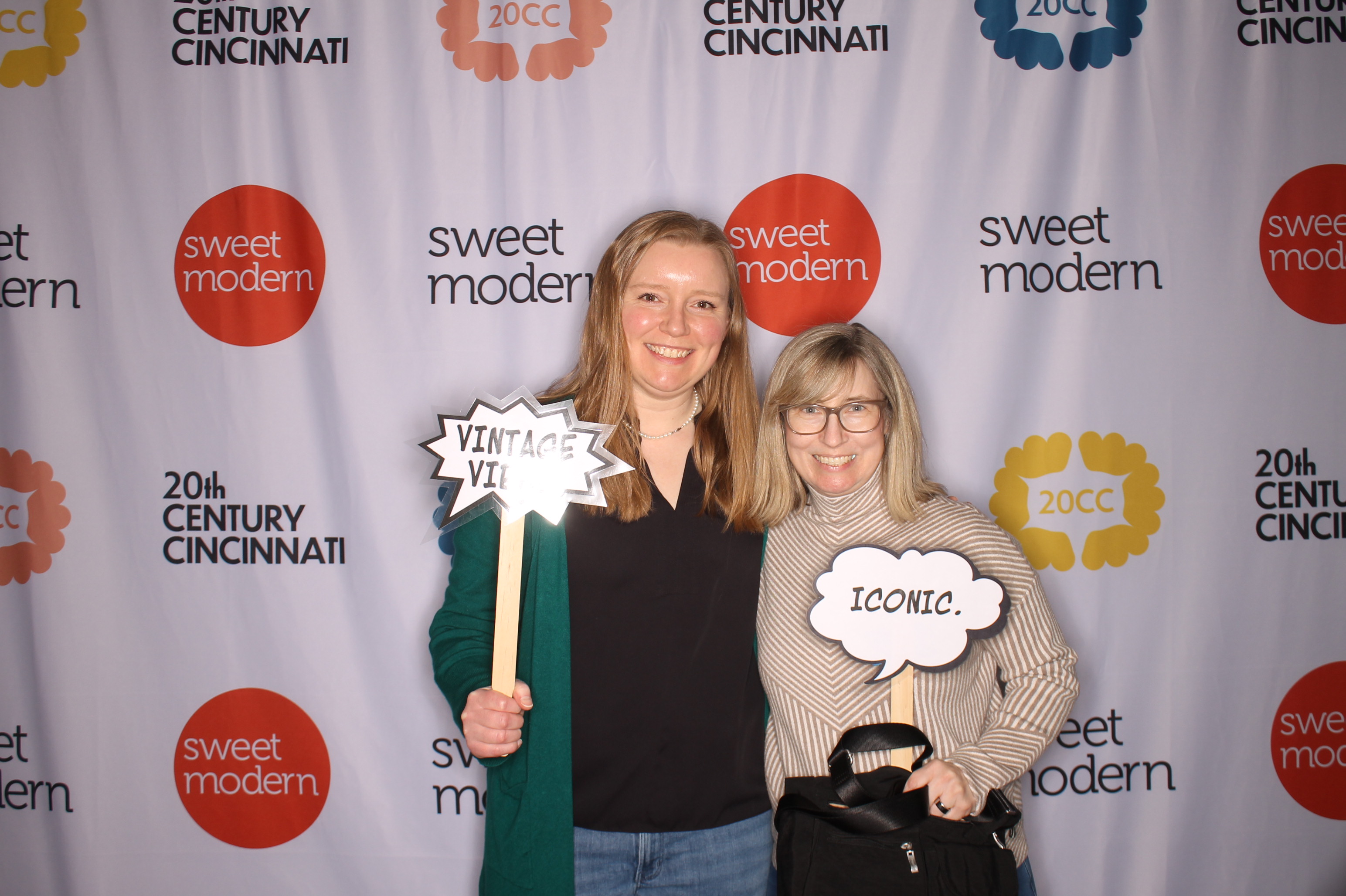 20th Century Cincinnati Saturday | View more photos from the event at gallery.photoboothcincy.com/u/PhotoBoothCincy/20th-Century-Cincinnati-Saturday