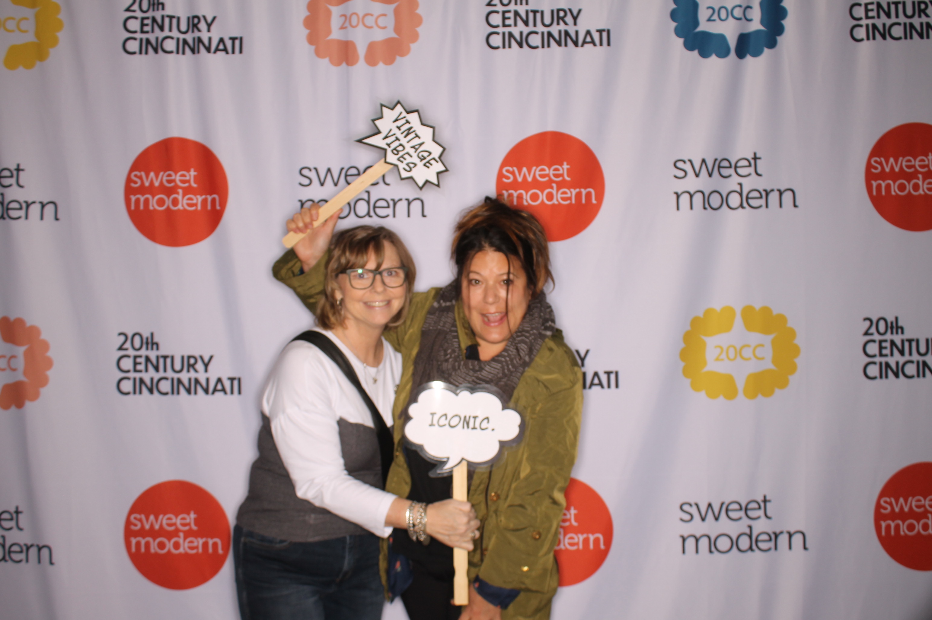 20th Century Cincinnati Sunday | View more photos from the event at gallery.photoboothcincy.com/u/PhotoBoothCincy/20th-Century-Cincinnati-Sunday