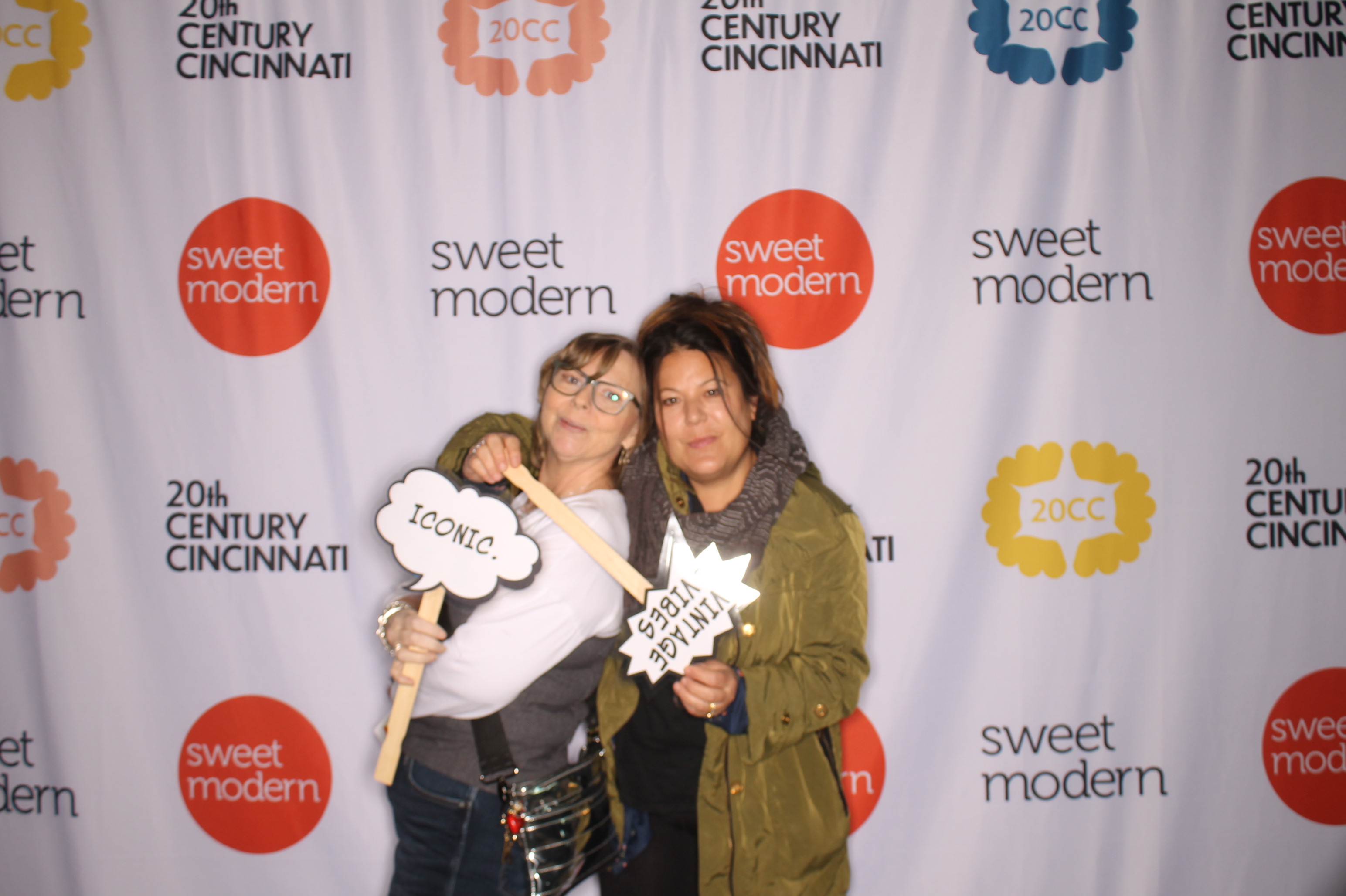 20th Century Cincinnati Sunday | View more photos from the event at gallery.photoboothcincy.com/u/PhotoBoothCincy/20th-Century-Cincinnati-Sunday