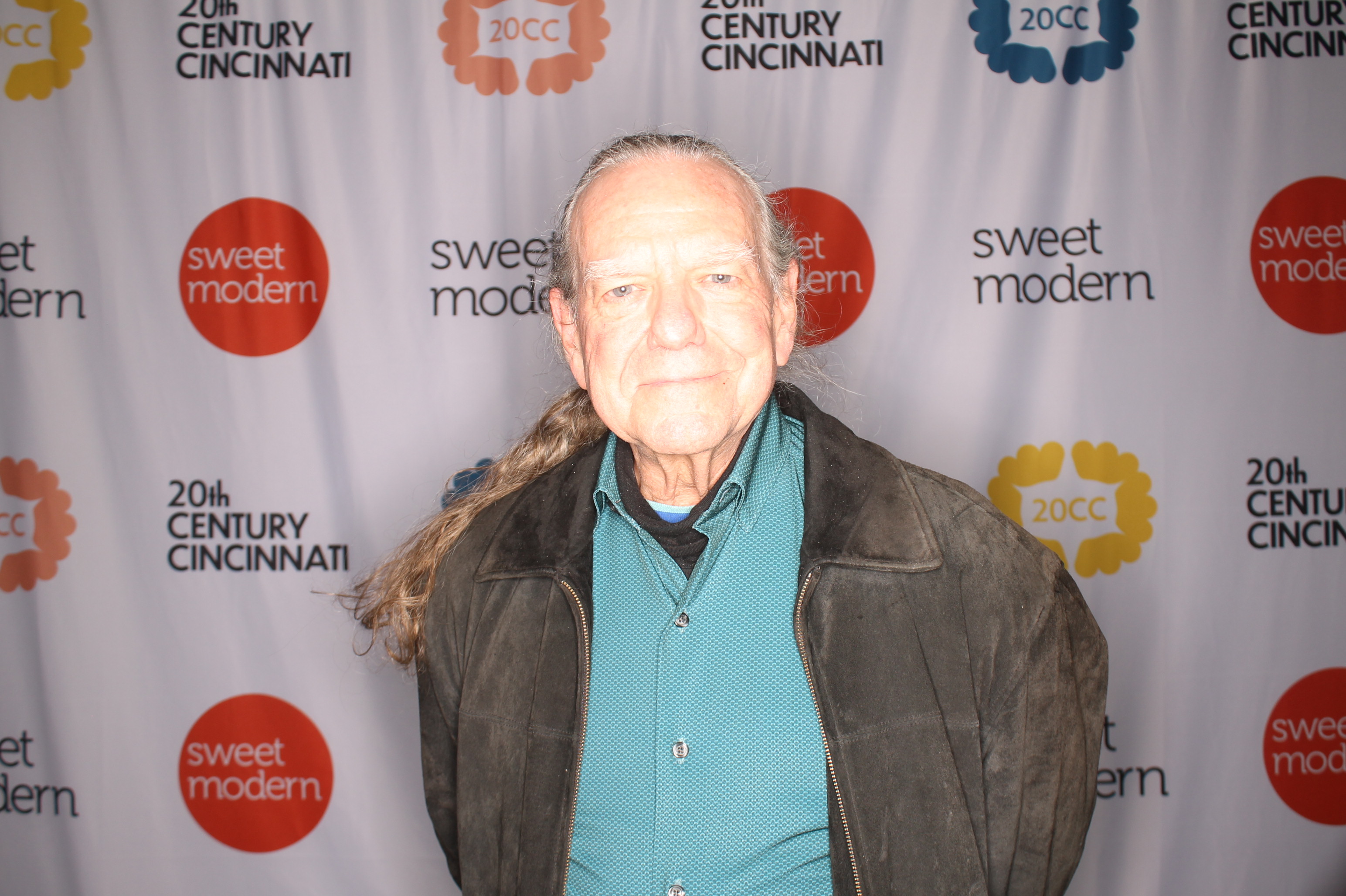20th Century Cincinnati Sunday | View more photos from the event at gallery.photoboothcincy.com/u/PhotoBoothCincy/20th-Century-Cincinnati-Sunday