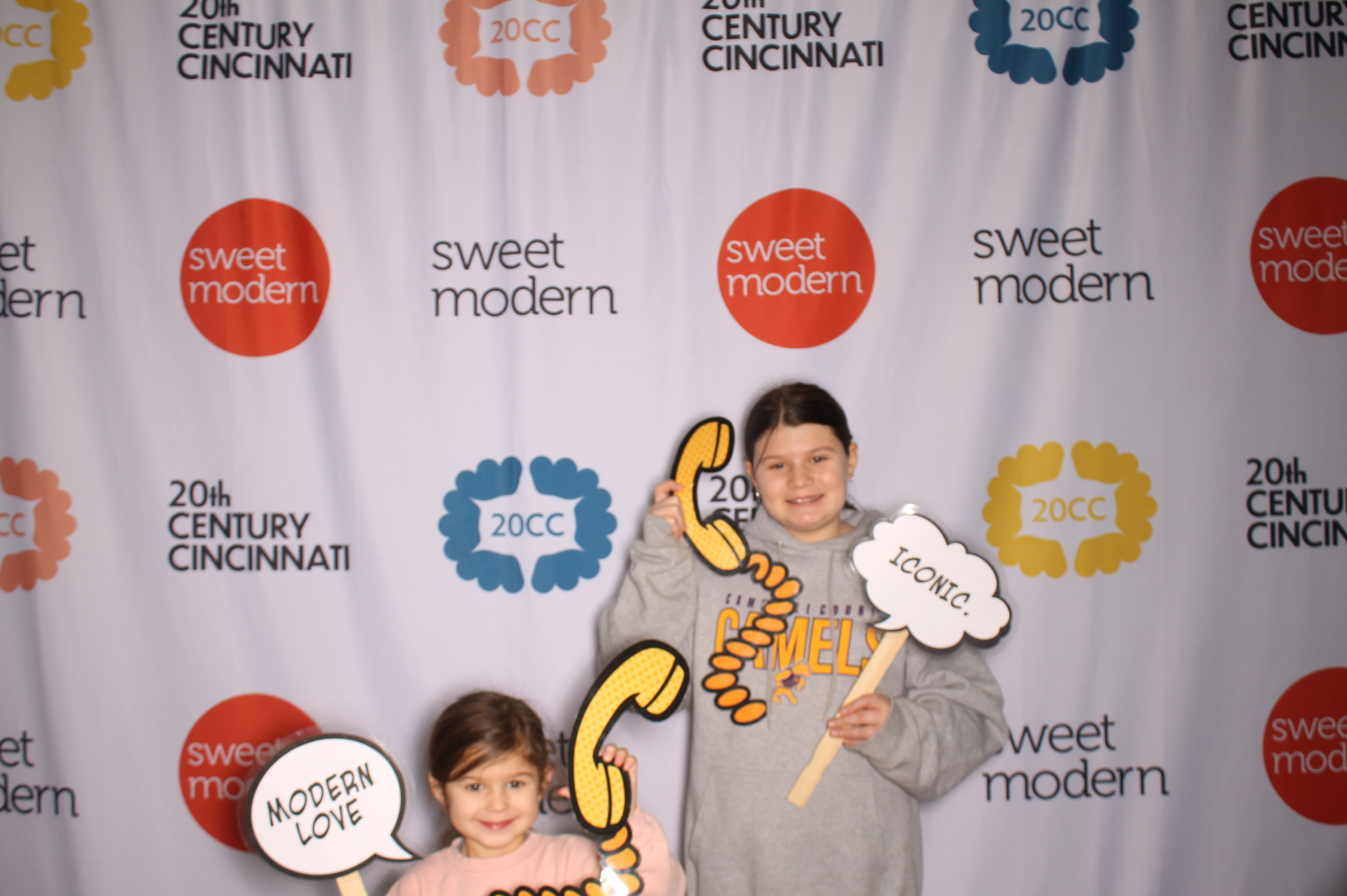 20th Century Cincinnati Sunday | View more photos from the event at gallery.photoboothcincy.com/u/PhotoBoothCincy/20th-Century-Cincinnati-Sunday