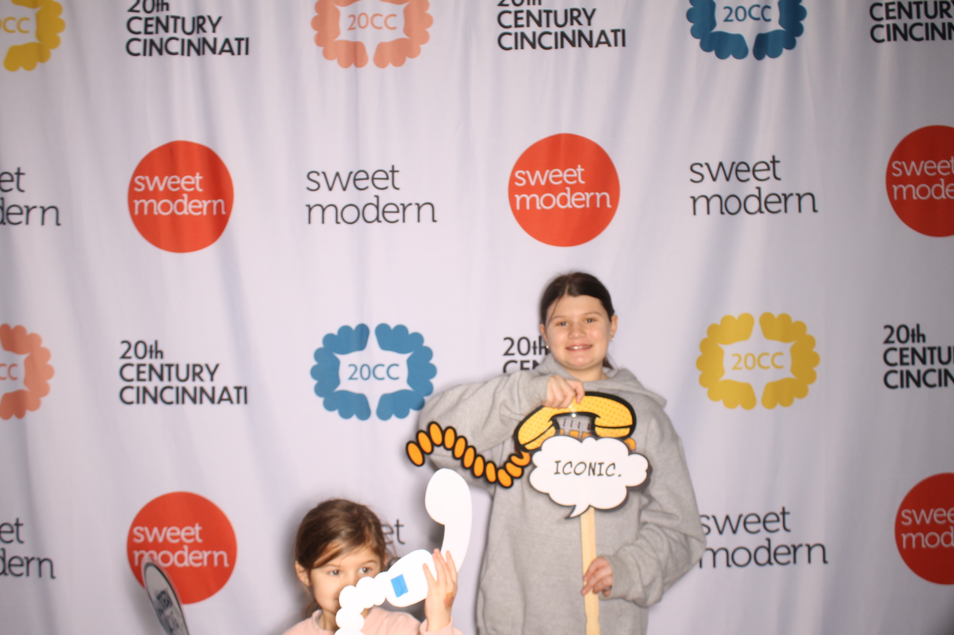 20th Century Cincinnati Sunday | View more photos from the event at gallery.photoboothcincy.com/u/PhotoBoothCincy/20th-Century-Cincinnati-Sunday
