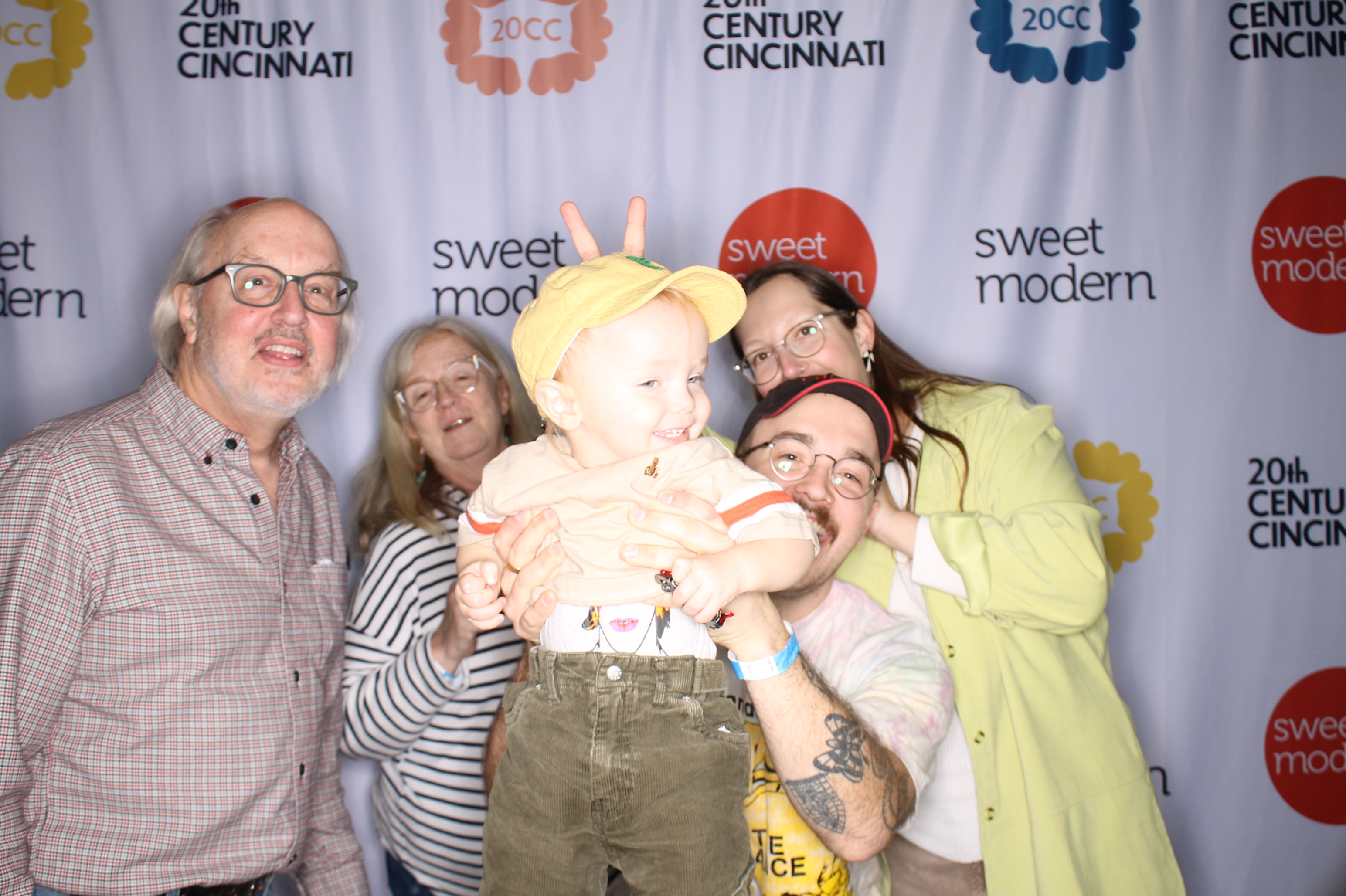 20th Century Cincinnati Sunday | View more photos from the event at gallery.photoboothcincy.com/u/PhotoBoothCincy/20th-Century-Cincinnati-Sunday