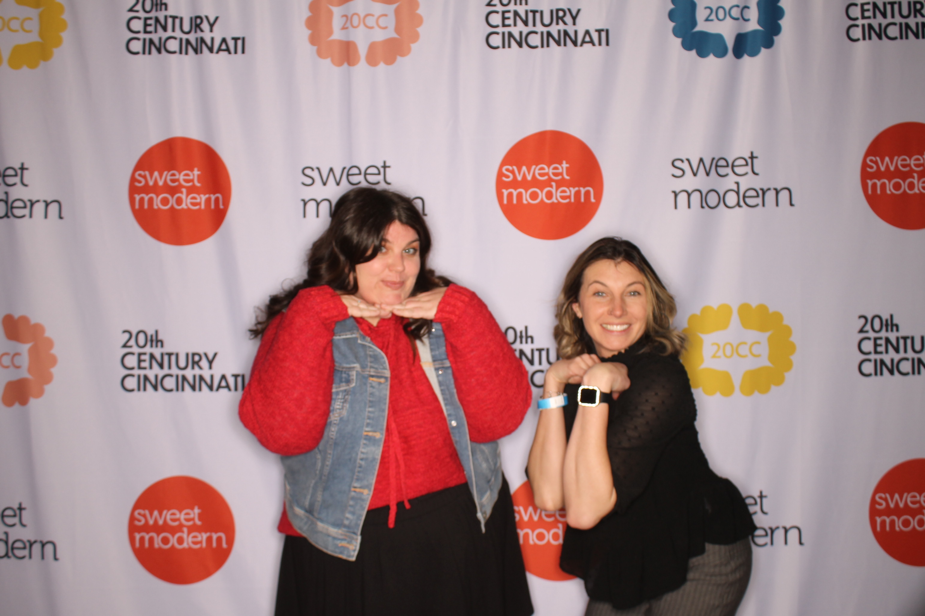 20th Century Cincinnati Sunday | View more photos from the event at gallery.photoboothcincy.com/u/PhotoBoothCincy/20th-Century-Cincinnati-Sunday