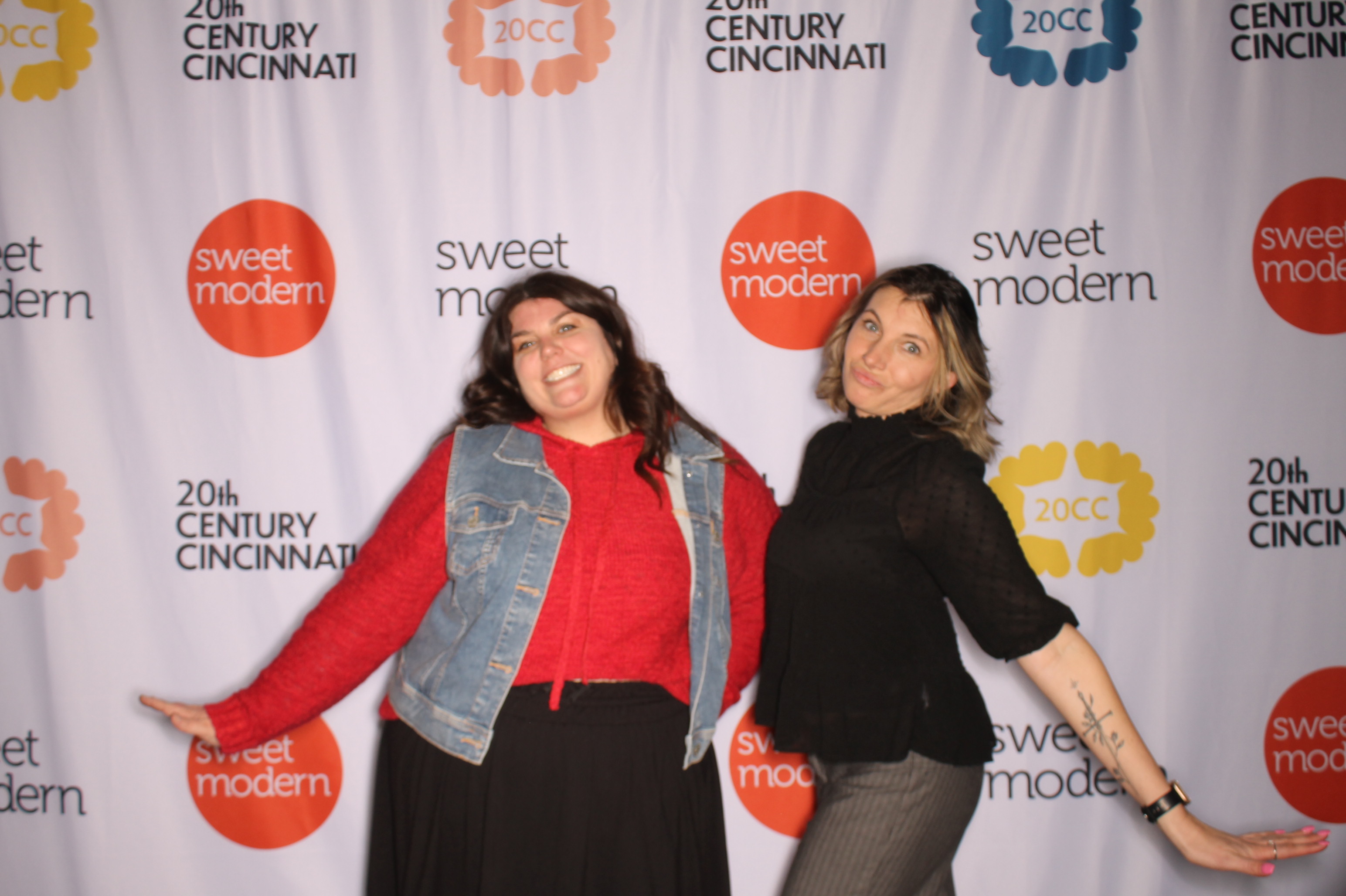 20th Century Cincinnati Sunday | View more photos from the event at gallery.photoboothcincy.com/u/PhotoBoothCincy/20th-Century-Cincinnati-Sunday