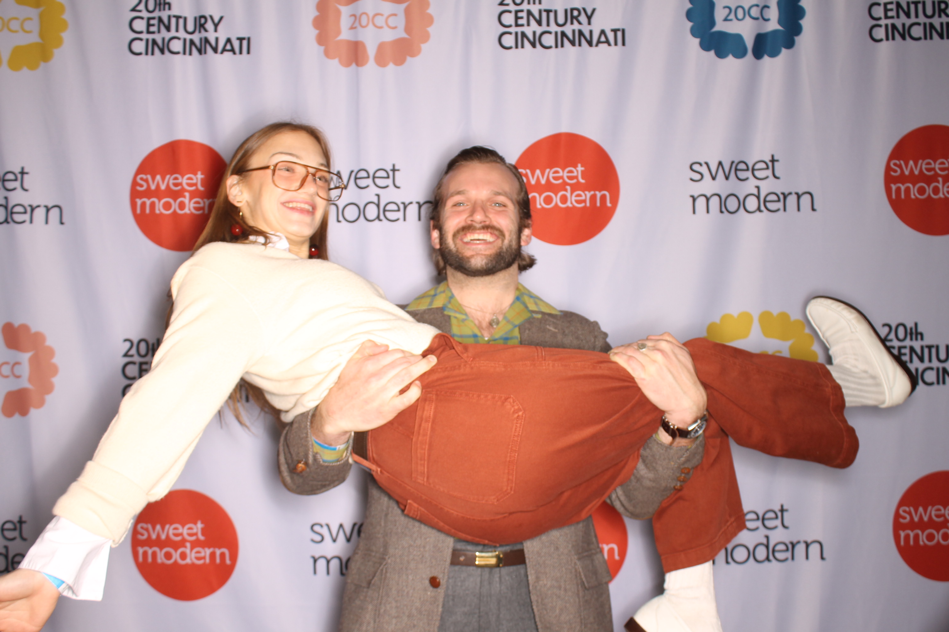 20th Century Cincinnati Sunday | View more photos from the event at gallery.photoboothcincy.com/u/PhotoBoothCincy/20th-Century-Cincinnati-Sunday