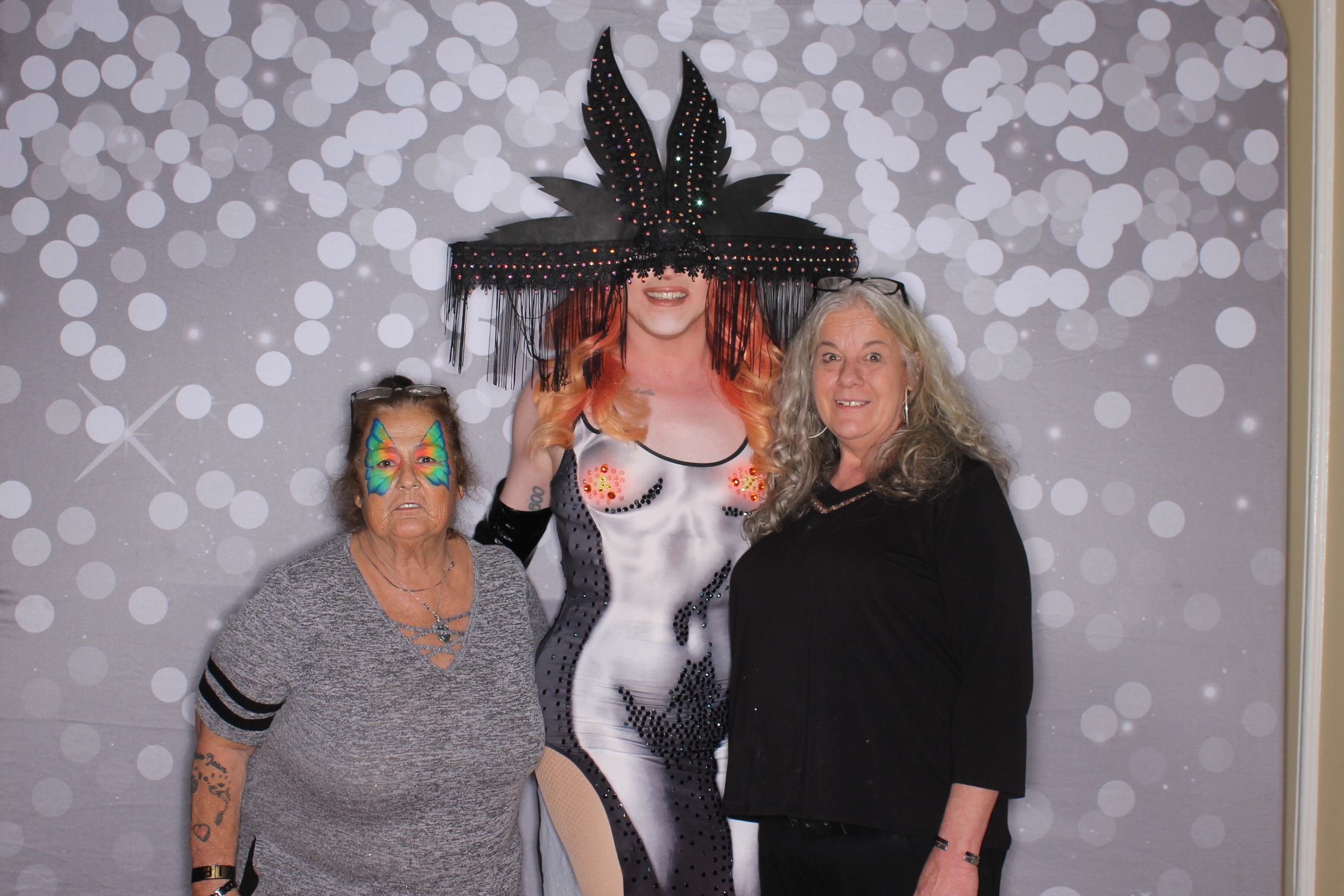 2nd Annual Oxford Pride  | View more photos from the event at gallery.photoboothcincy.com/u/PhotoBoothCincy/2nd-Annual-Oxford-Pride