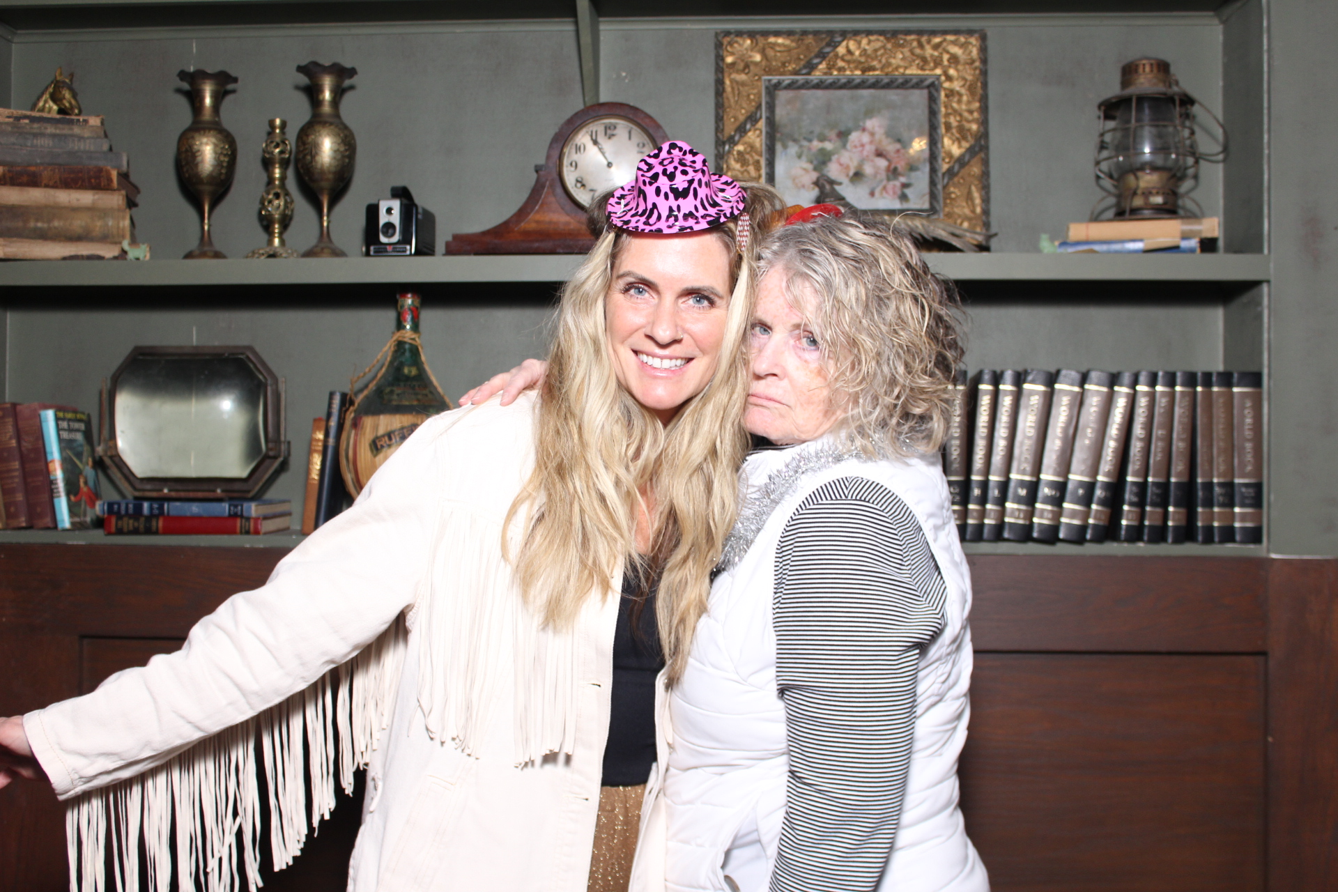 501 + Industry Salon Holiday Party | View more photos from the event at gallery.photoboothcincy.com/u/PhotoBoothCincy/501-Industry-Salon-Holiday-Party