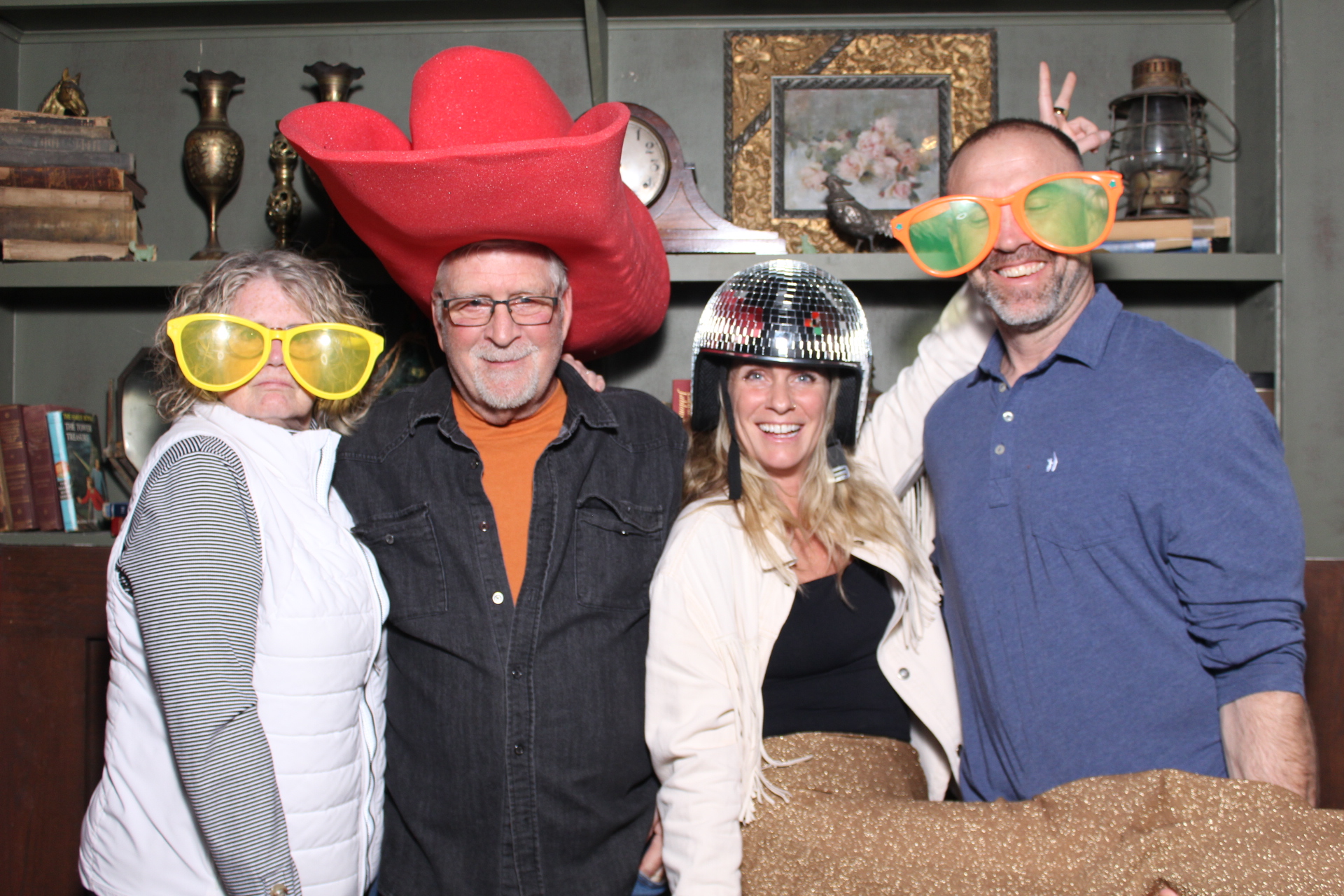 501 + Industry Salon Holiday Party | View more photos from the event at gallery.photoboothcincy.com/u/PhotoBoothCincy/501-Industry-Salon-Holiday-Party