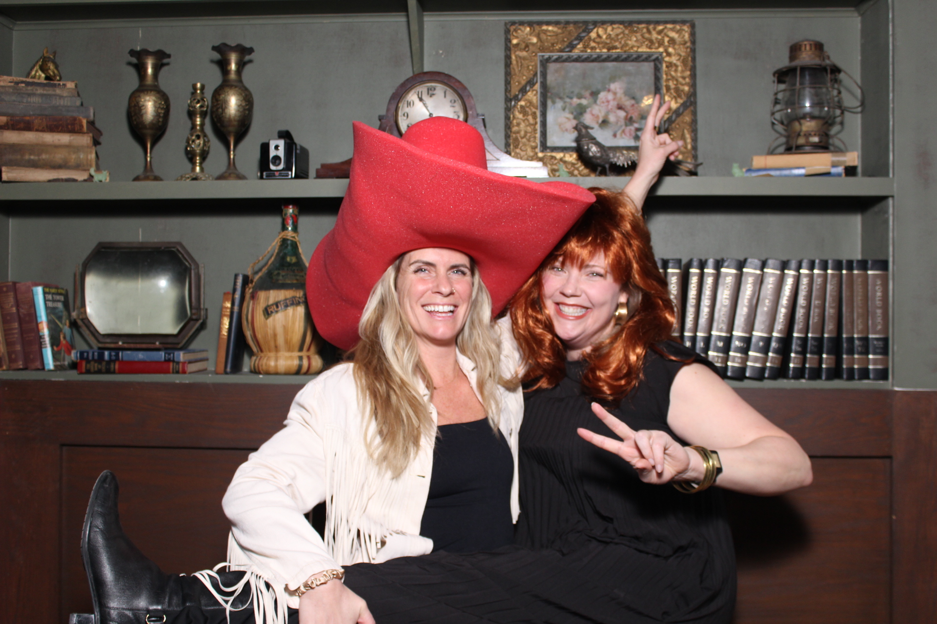 501 + Industry Salon Holiday Party | View more photos from the event at gallery.photoboothcincy.com/u/PhotoBoothCincy/501-Industry-Salon-Holiday-Party