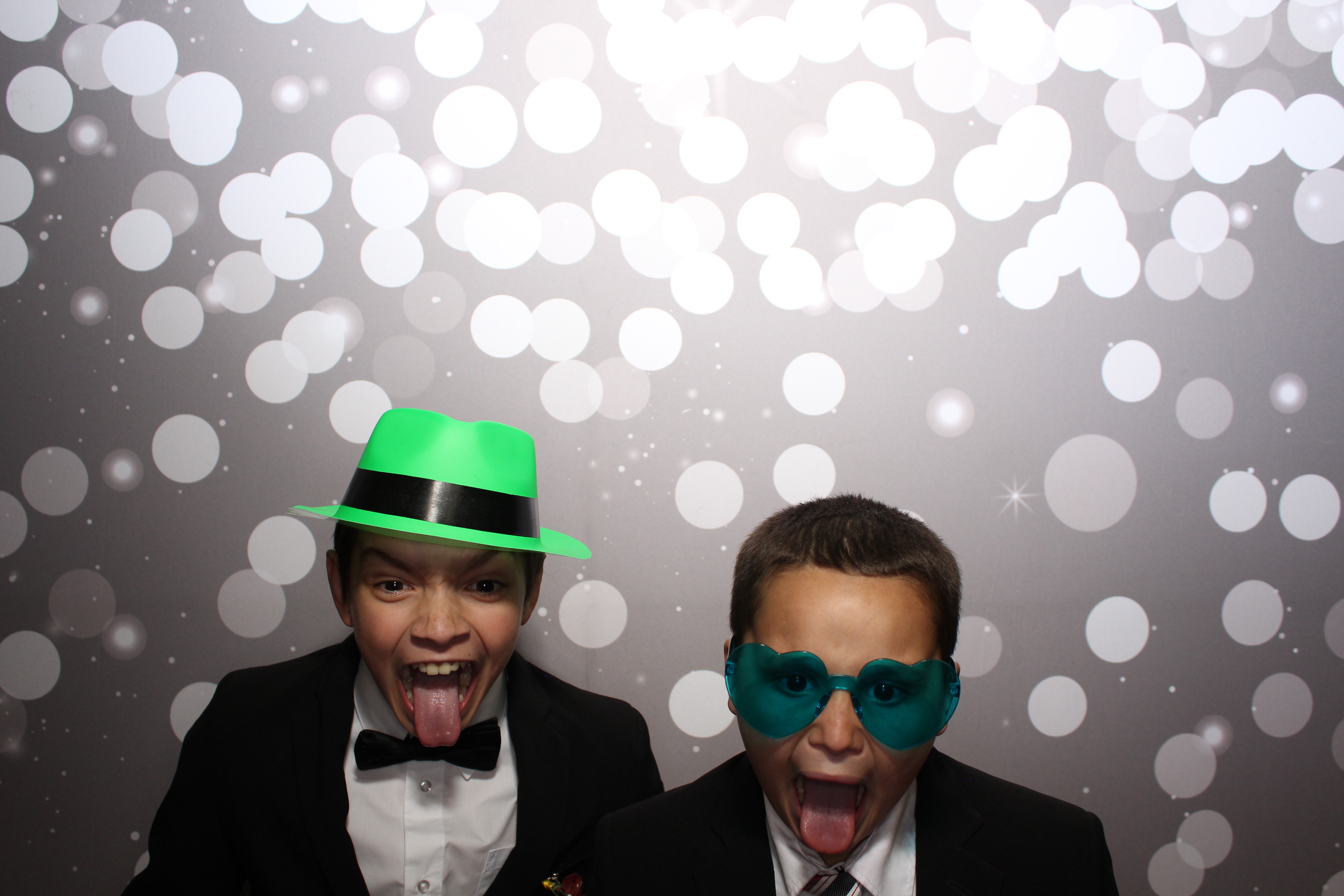6th District Prom | View more photos from the event at gallery.photoboothcincy.com/u/PhotoBoothCincy/6th-District-Prom-0