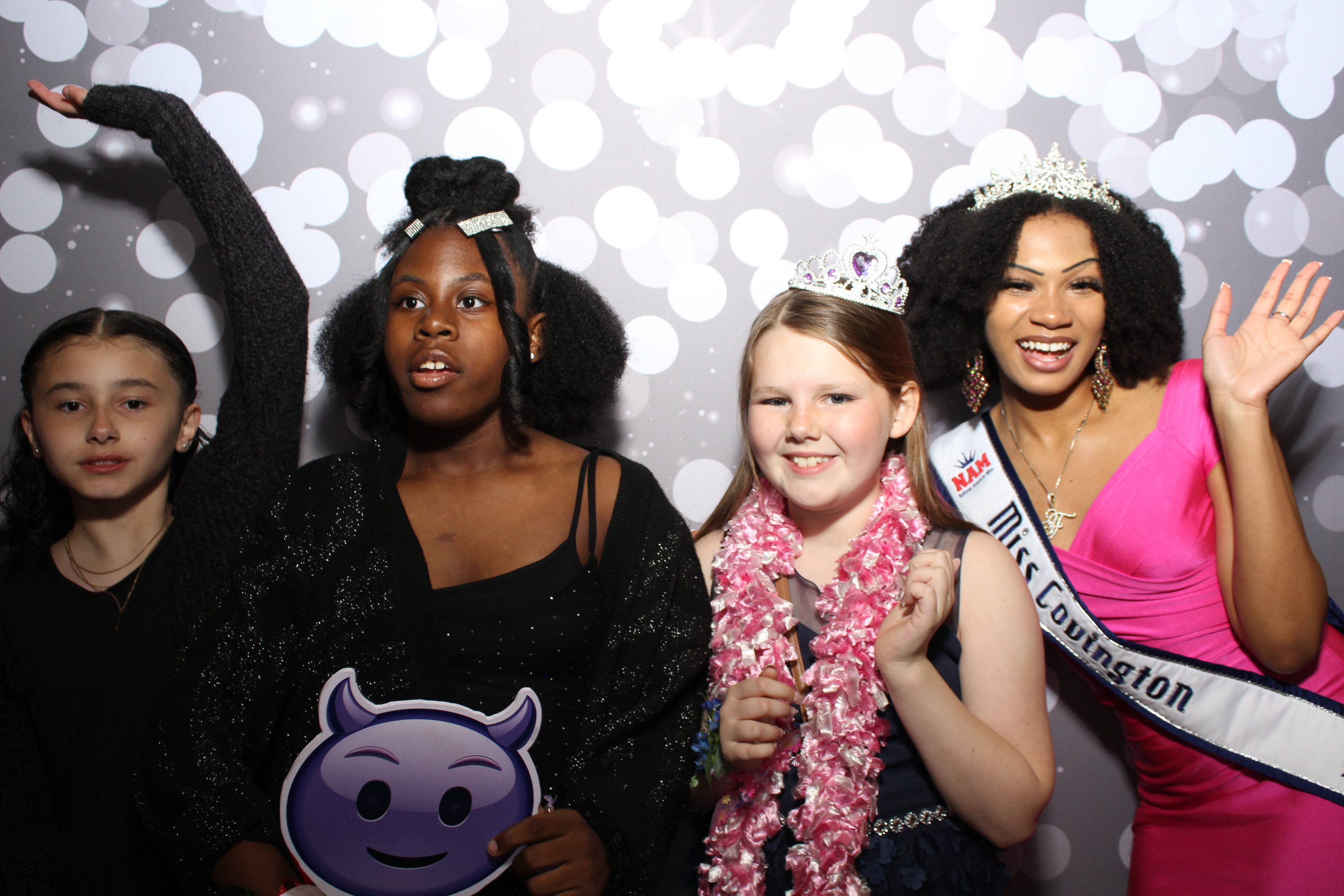 6th District Prom | View more photos from the event at gallery.photoboothcincy.com/u/PhotoBoothCincy/6th-District-Prom-0