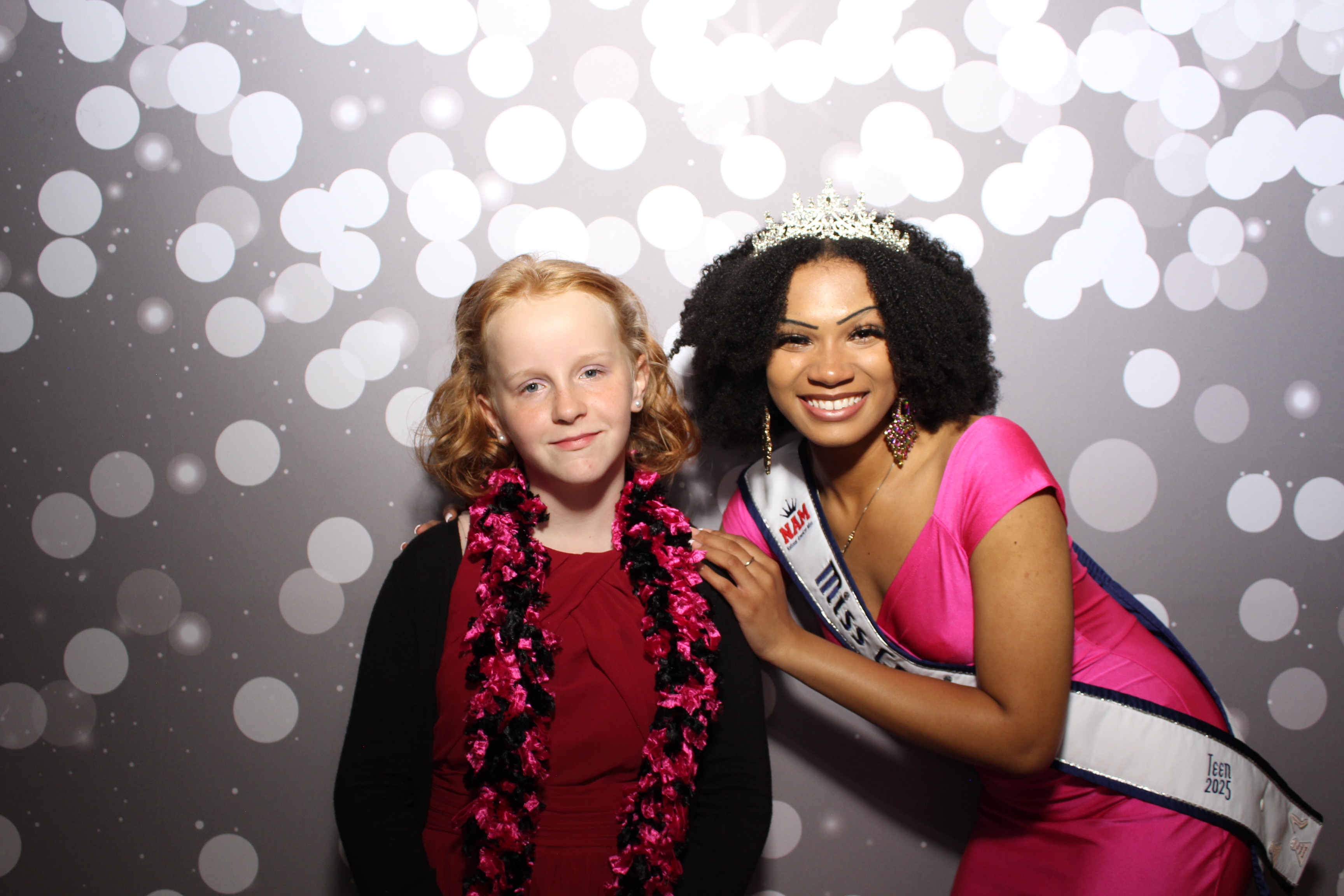 6th District Prom | View more photos from the event at gallery.photoboothcincy.com/u/PhotoBoothCincy/6th-District-Prom-0