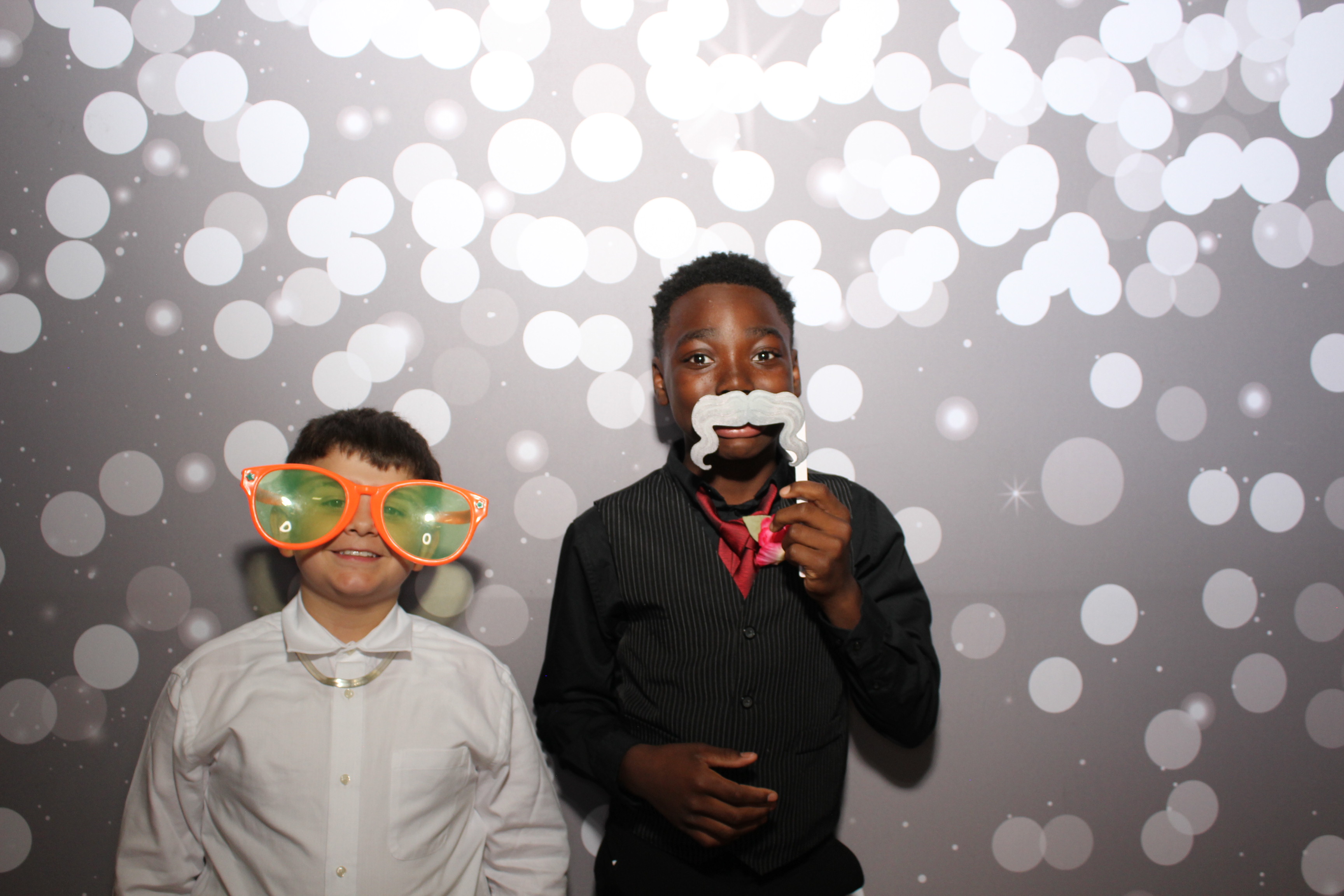 6th District Prom | View more photos from the event at gallery.photoboothcincy.com/u/PhotoBoothCincy/6th-District-Prom-0
