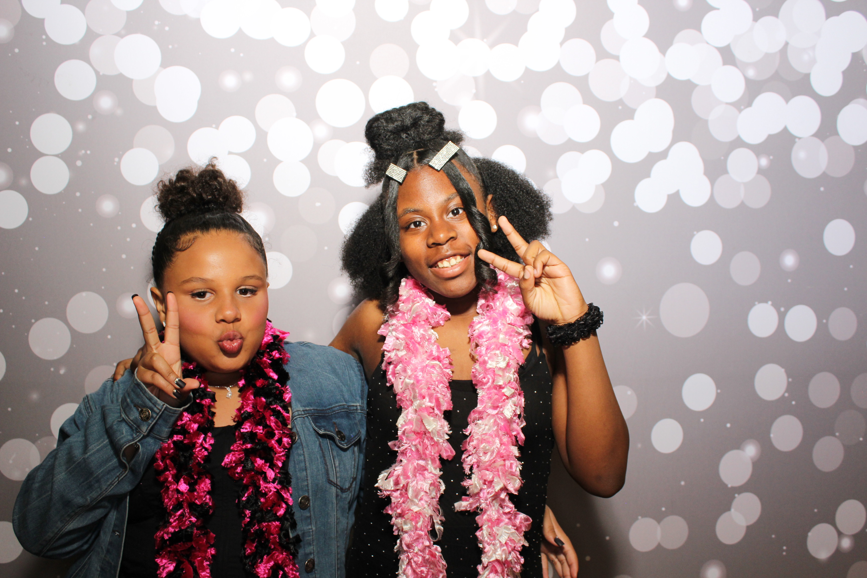 6th District Prom | View more photos from the event at gallery.photoboothcincy.com/u/PhotoBoothCincy/6th-District-Prom-0