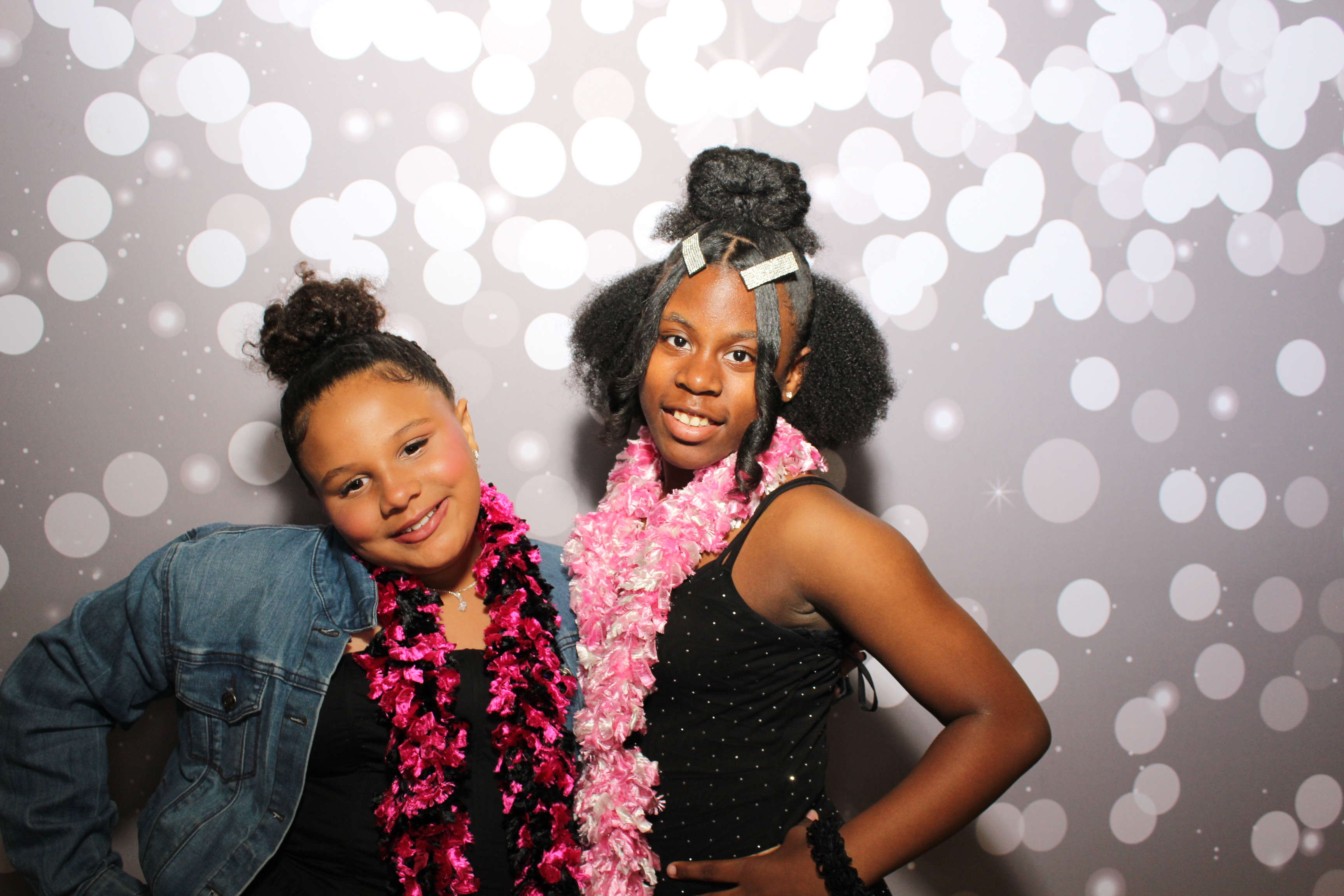 6th District Prom | View more photos from the event at gallery.photoboothcincy.com/u/PhotoBoothCincy/6th-District-Prom-0