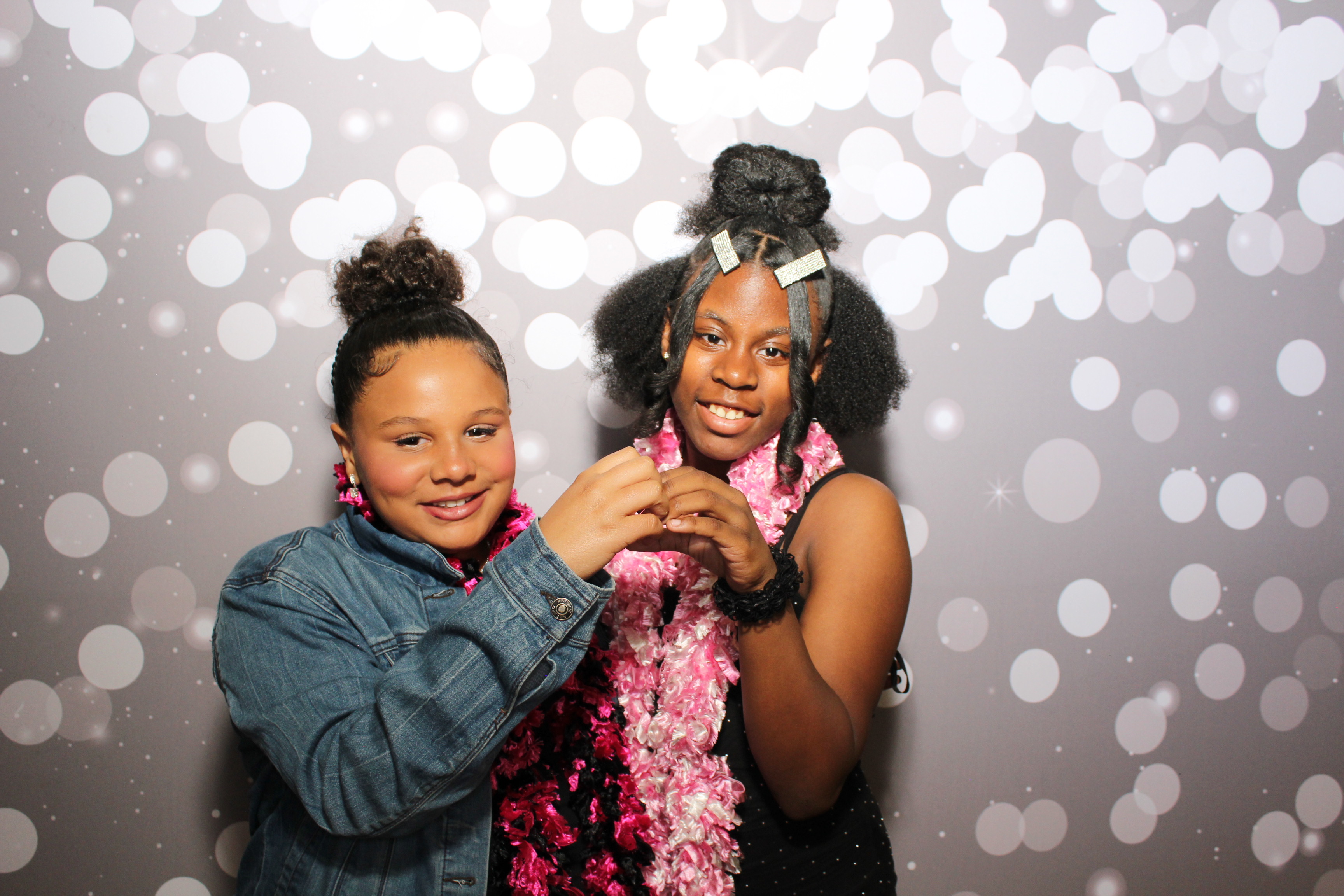 6th District Prom | View more photos from the event at gallery.photoboothcincy.com/u/PhotoBoothCincy/6th-District-Prom-0
