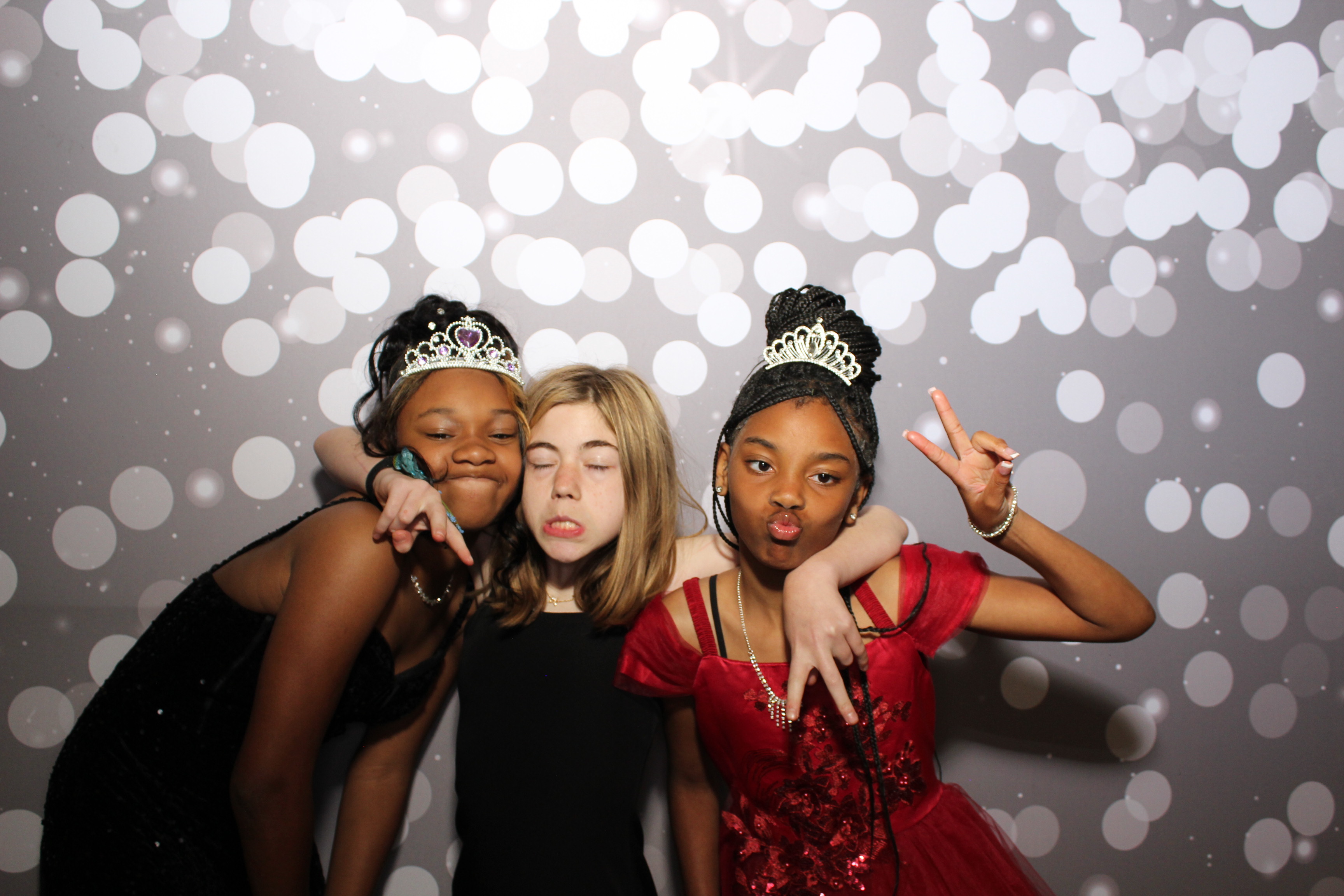 6th District Prom | View more photos from the event at gallery.photoboothcincy.com/u/PhotoBoothCincy/6th-District-Prom-0