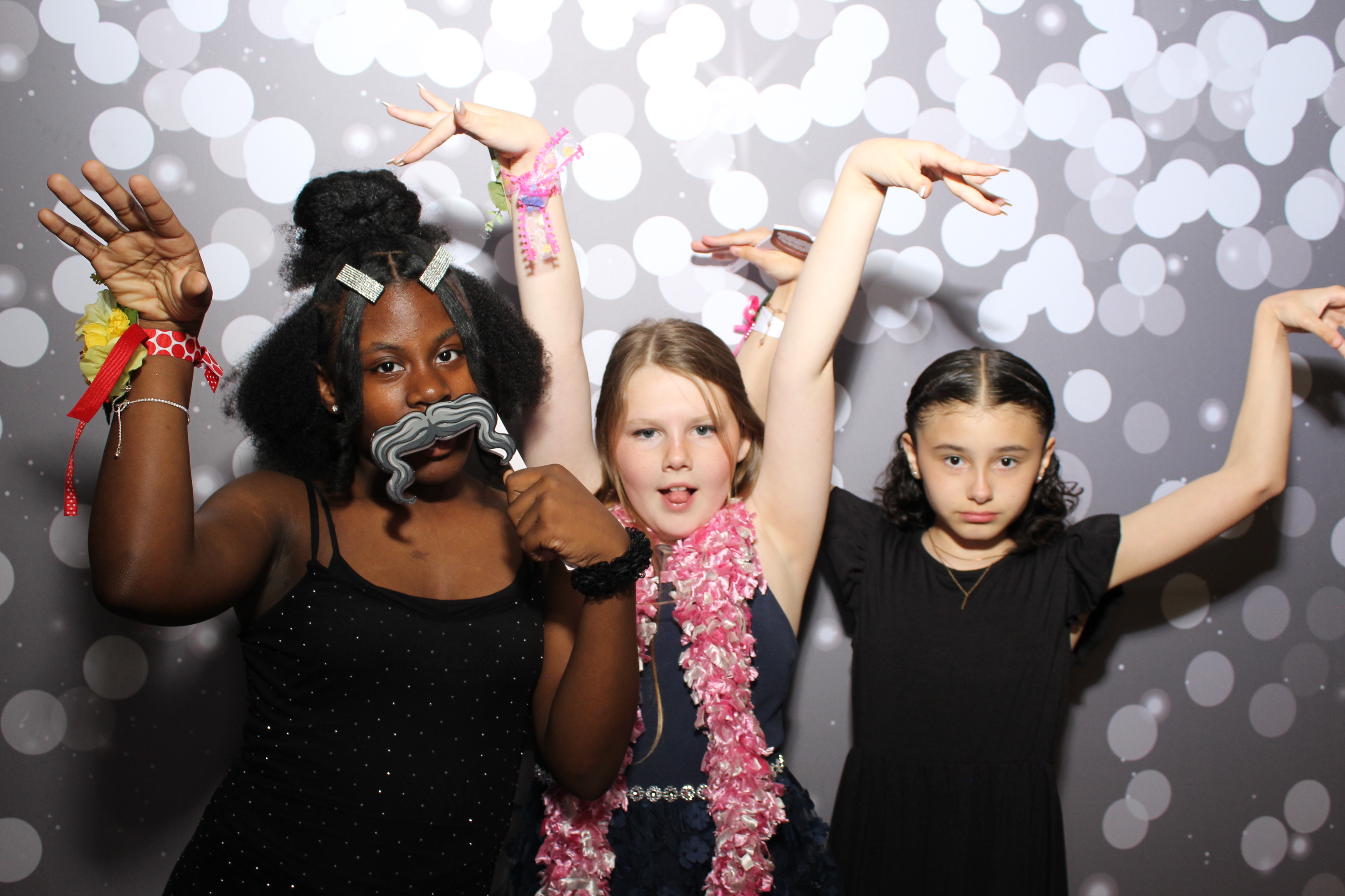 6th District Prom | View more photos from the event at gallery.photoboothcincy.com/u/PhotoBoothCincy/6th-District-Prom-0
