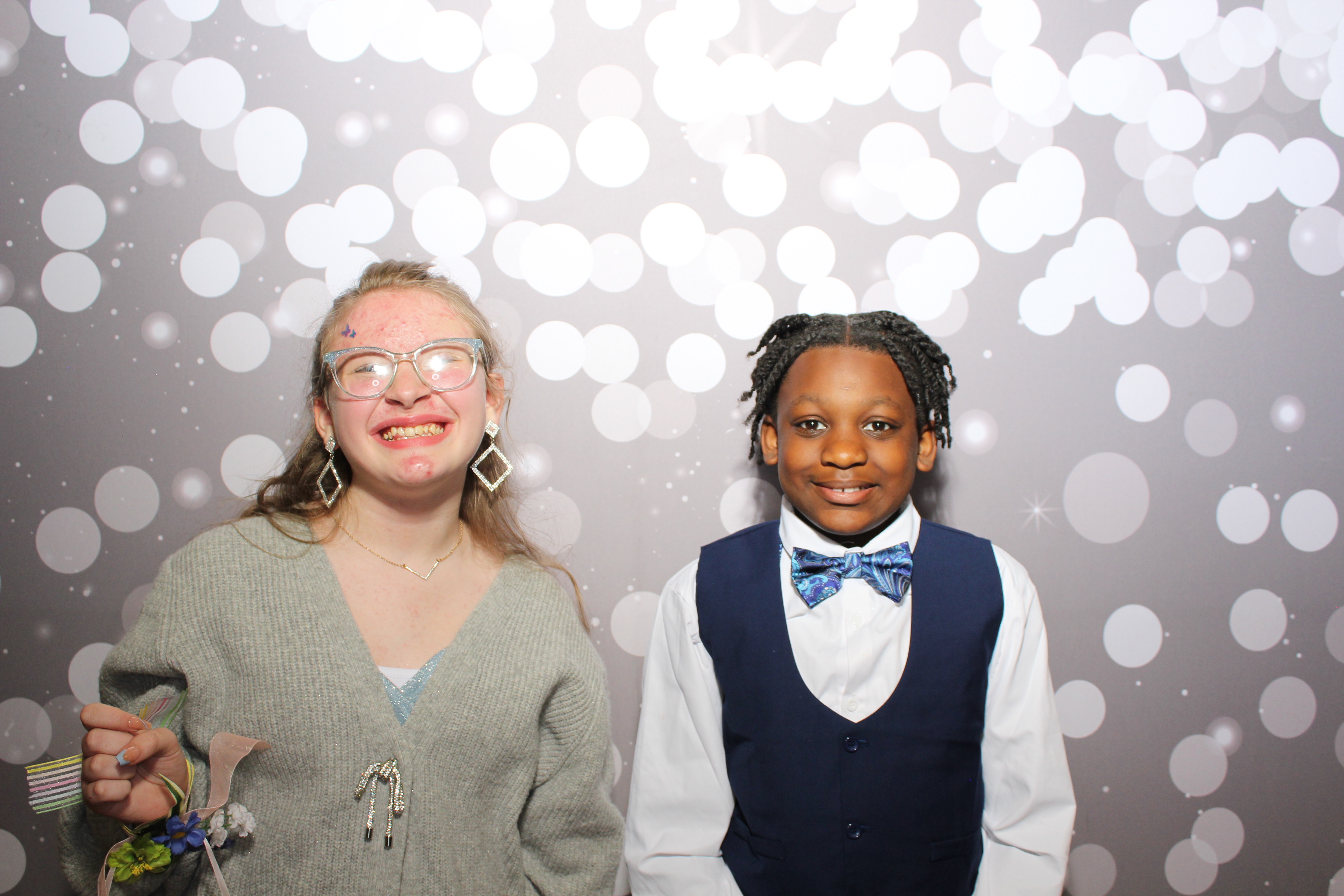 6th District Prom | View more photos from the event at gallery.photoboothcincy.com/u/PhotoBoothCincy/6th-District-Prom-0