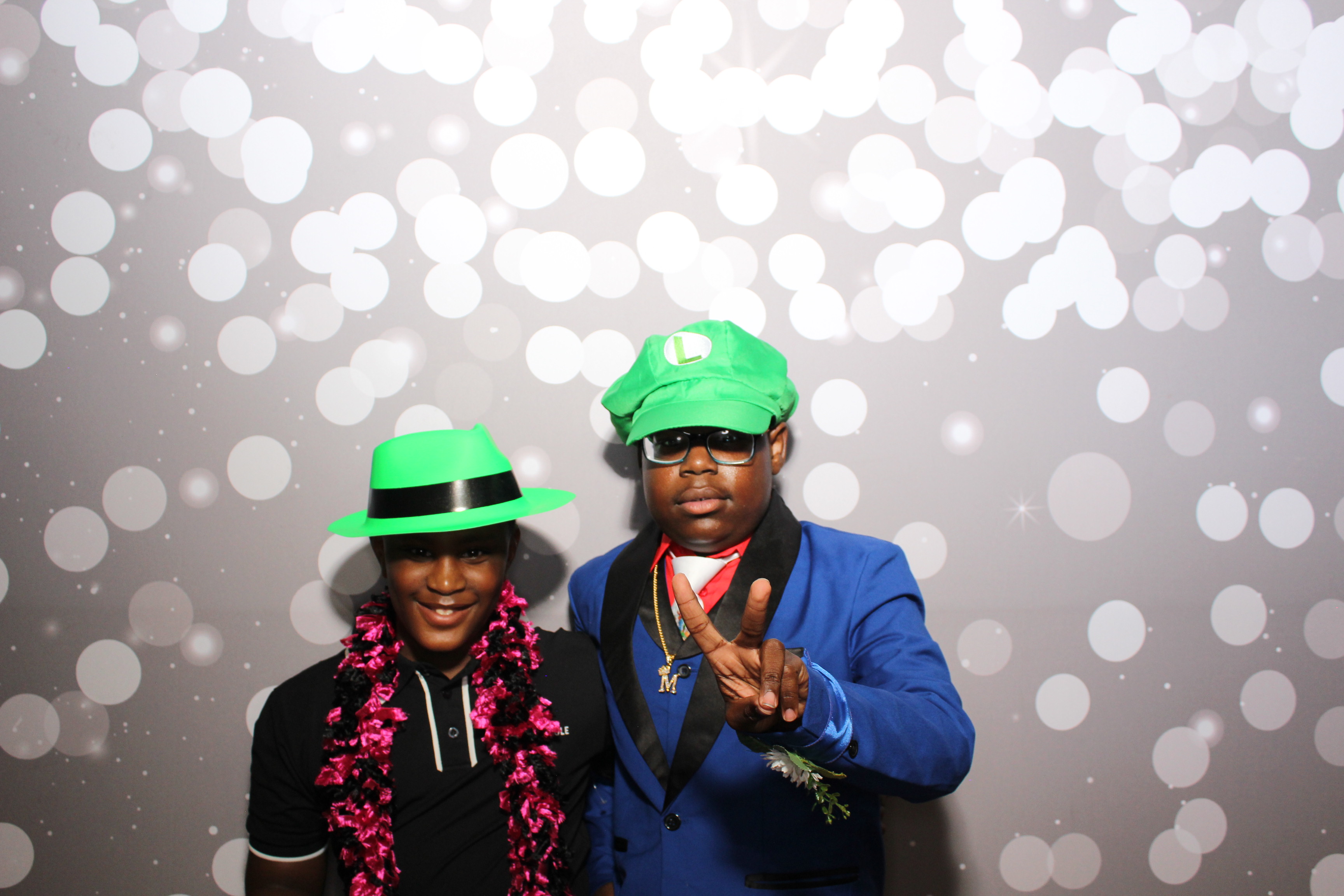 6th District Prom | View more photos from the event at gallery.photoboothcincy.com/u/PhotoBoothCincy/6th-District-Prom-0