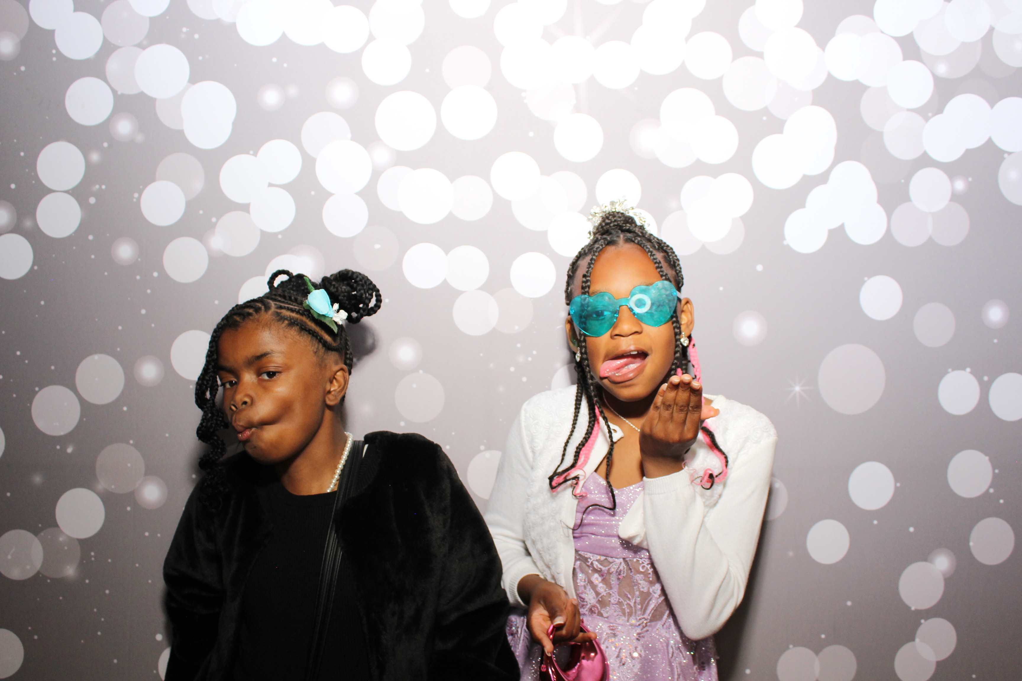 6th District Prom | View more photos from the event at gallery.photoboothcincy.com/u/PhotoBoothCincy/6th-District-Prom-0