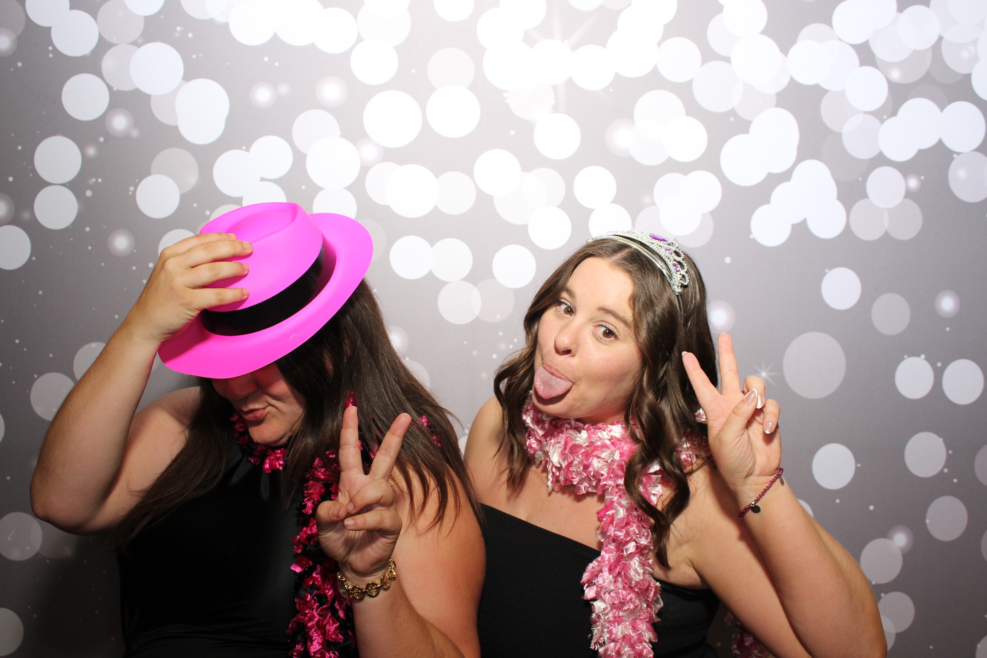 6th District Prom | View more photos from the event at gallery.photoboothcincy.com/u/PhotoBoothCincy/6th-District-Prom-0
