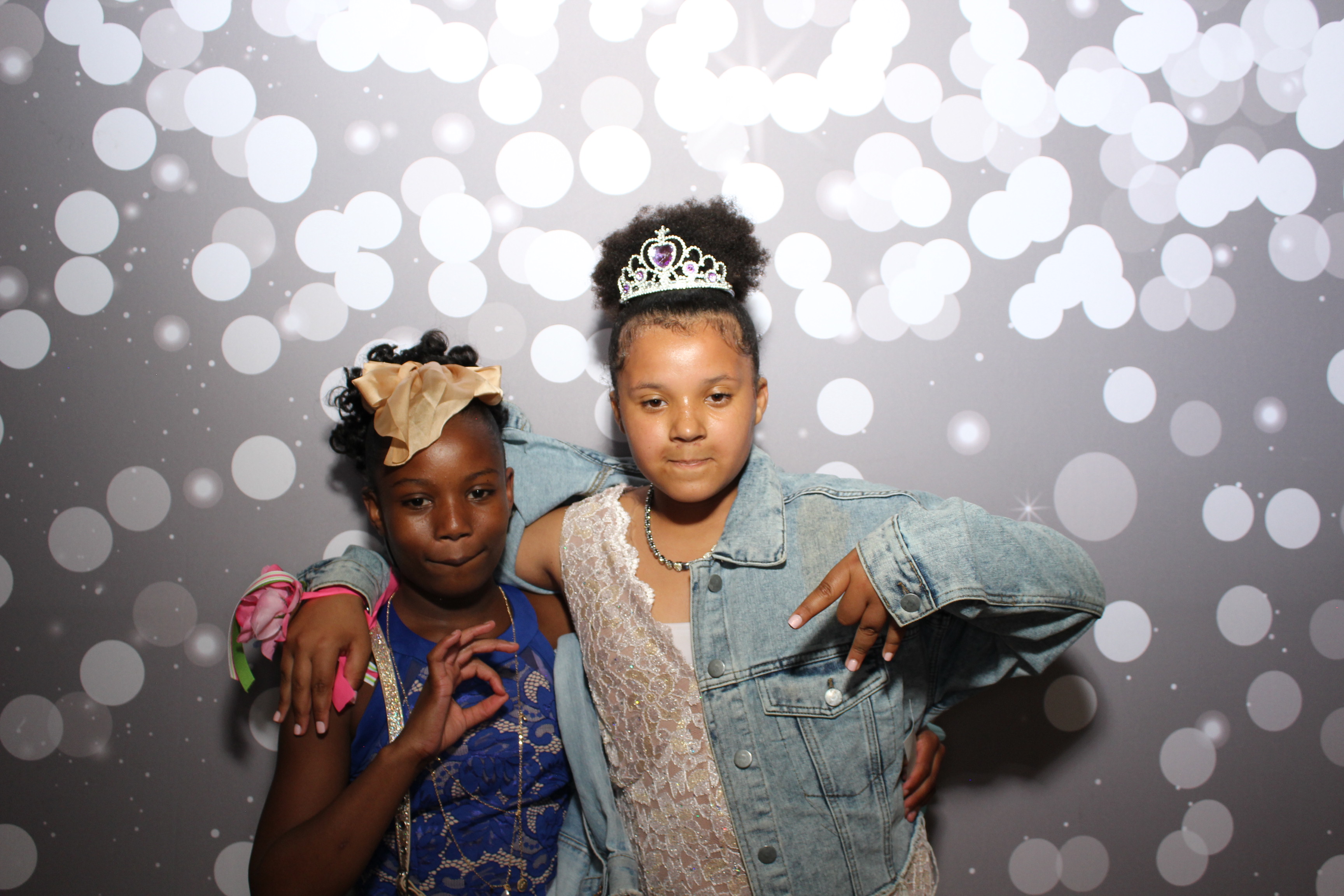 6th District Prom | View more photos from the event at gallery.photoboothcincy.com/u/PhotoBoothCincy/6th-District-Prom-0