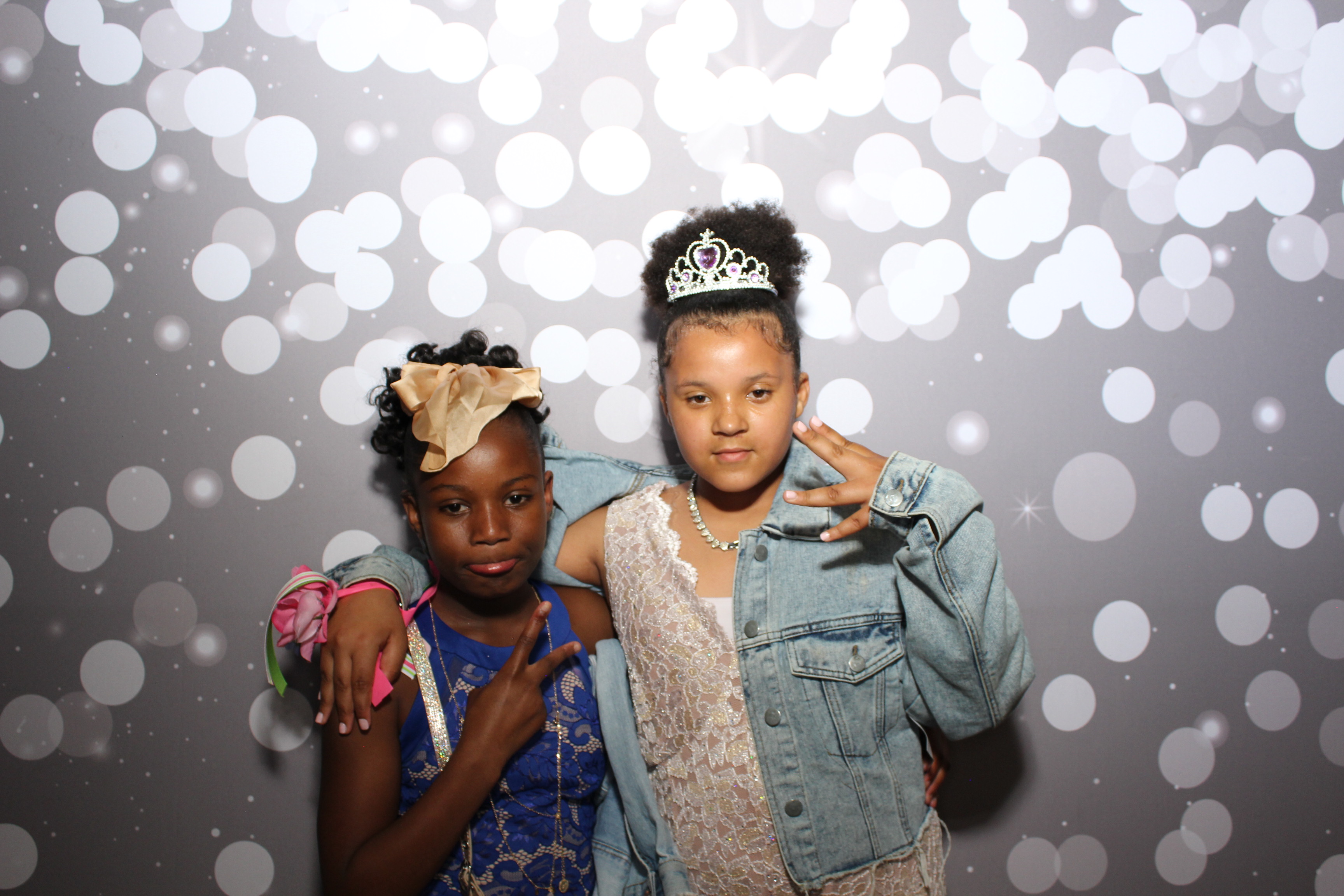 6th District Prom | View more photos from the event at gallery.photoboothcincy.com/u/PhotoBoothCincy/6th-District-Prom-0