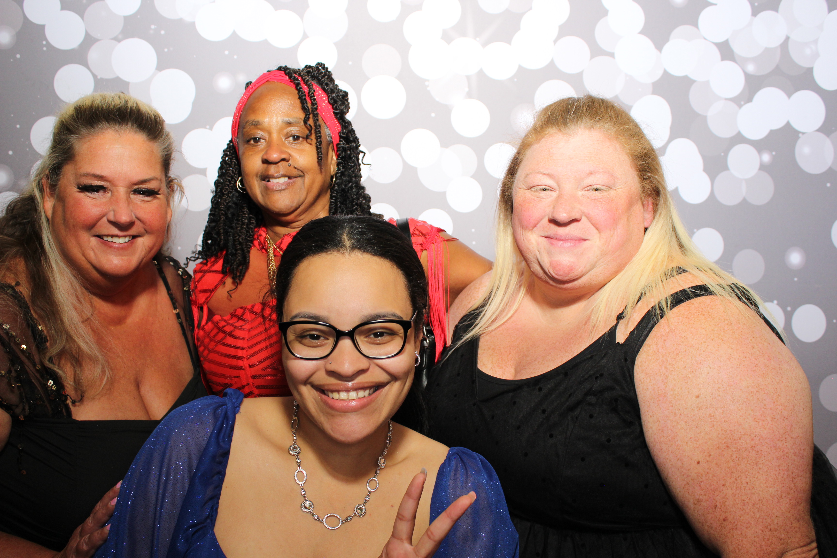 6th District Prom | View more photos from the event at gallery.photoboothcincy.com/u/PhotoBoothCincy/6th-District-Prom-0