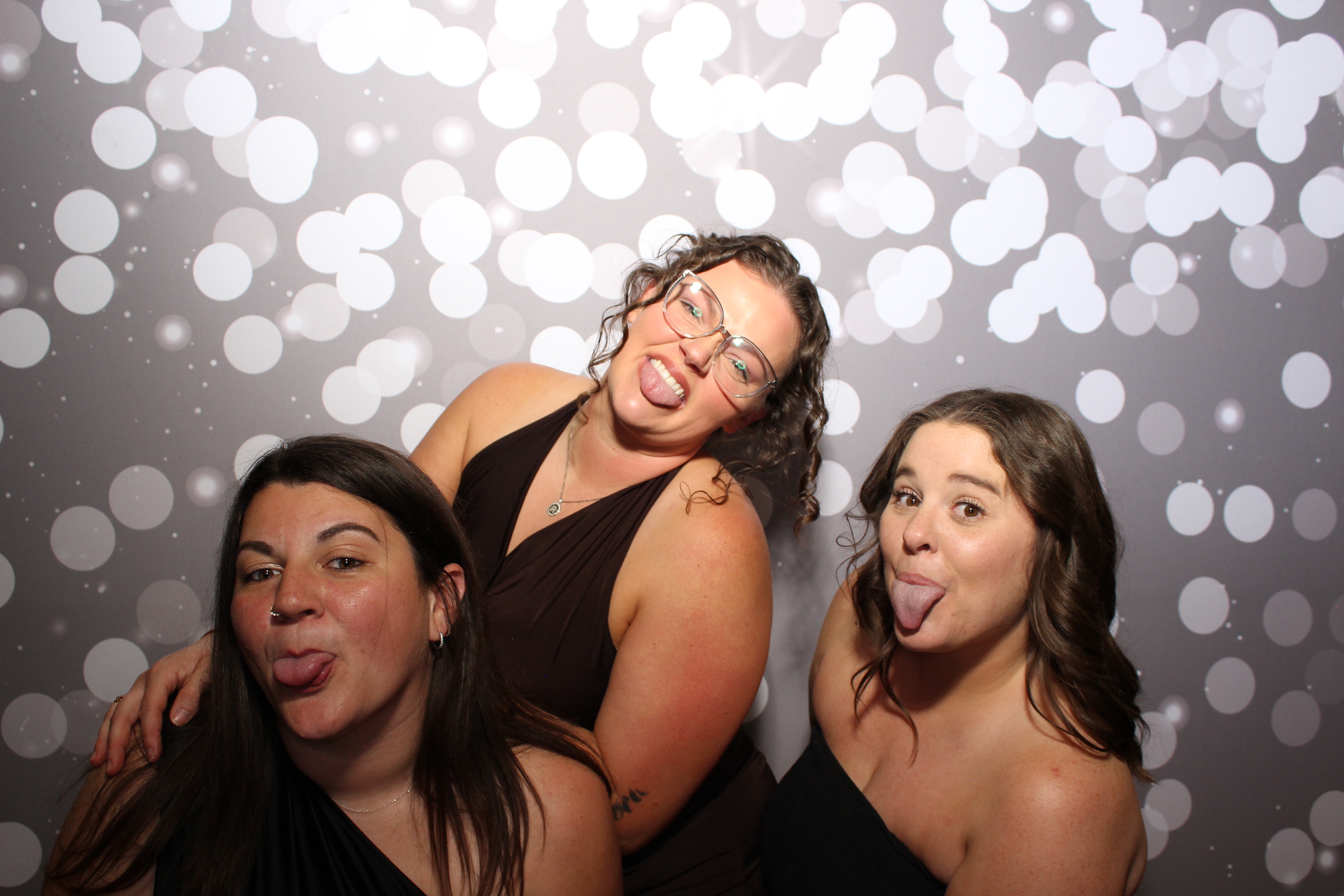 6th District Prom | View more photos from the event at gallery.photoboothcincy.com/u/PhotoBoothCincy/6th-District-Prom-0