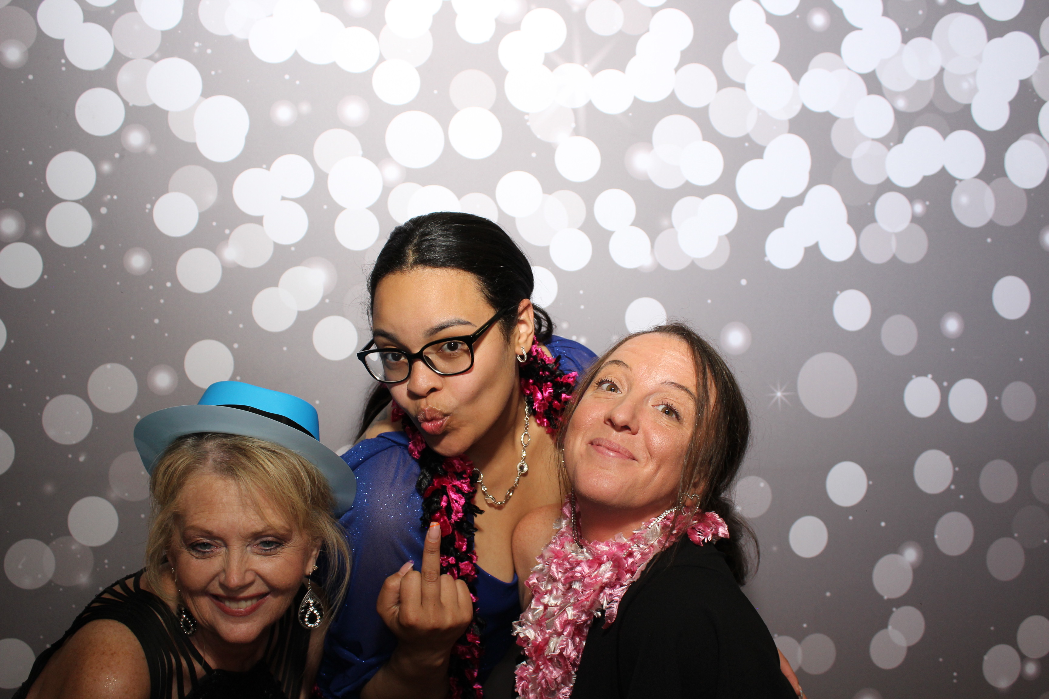 6th District Prom | View more photos from the event at gallery.photoboothcincy.com/u/PhotoBoothCincy/6th-District-Prom-0