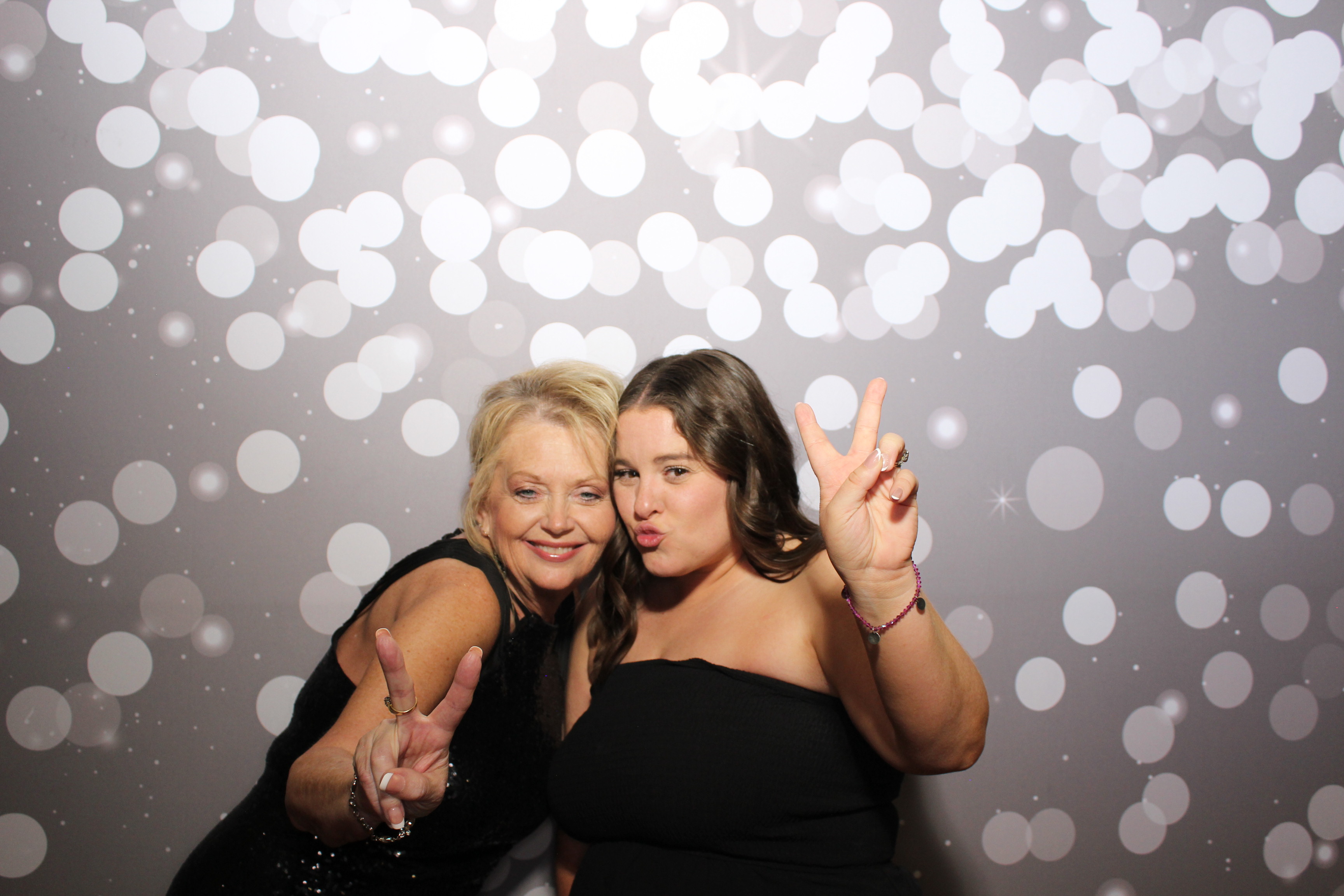 6th District Prom | View more photos from the event at gallery.photoboothcincy.com/u/PhotoBoothCincy/6th-District-Prom-0