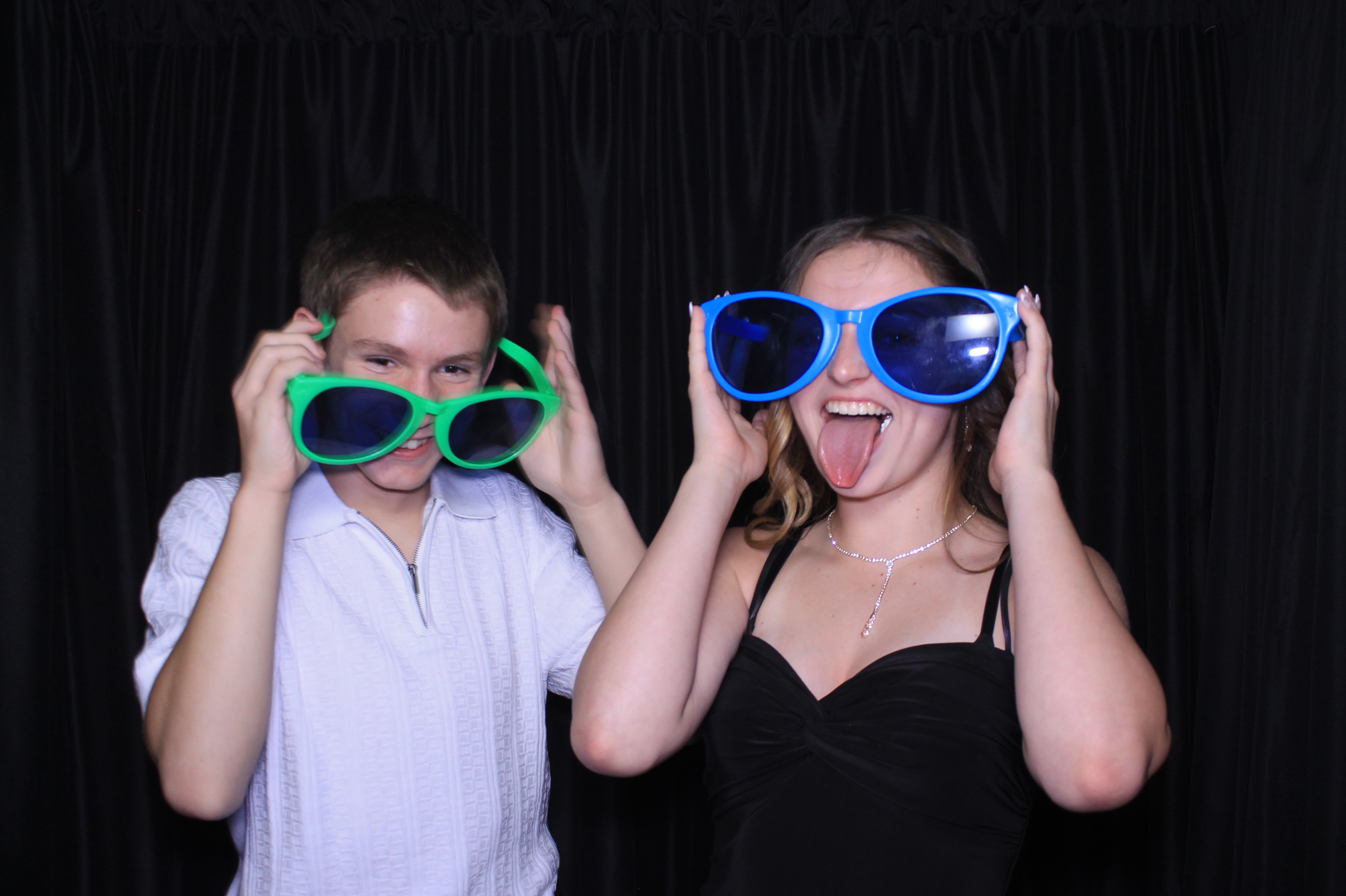 8th Grade Semi-Formal | View more photos from the event at gallery.photoboothcincy.com/u/PhotoBoothCincy/8th-Grade-Semi-Formal