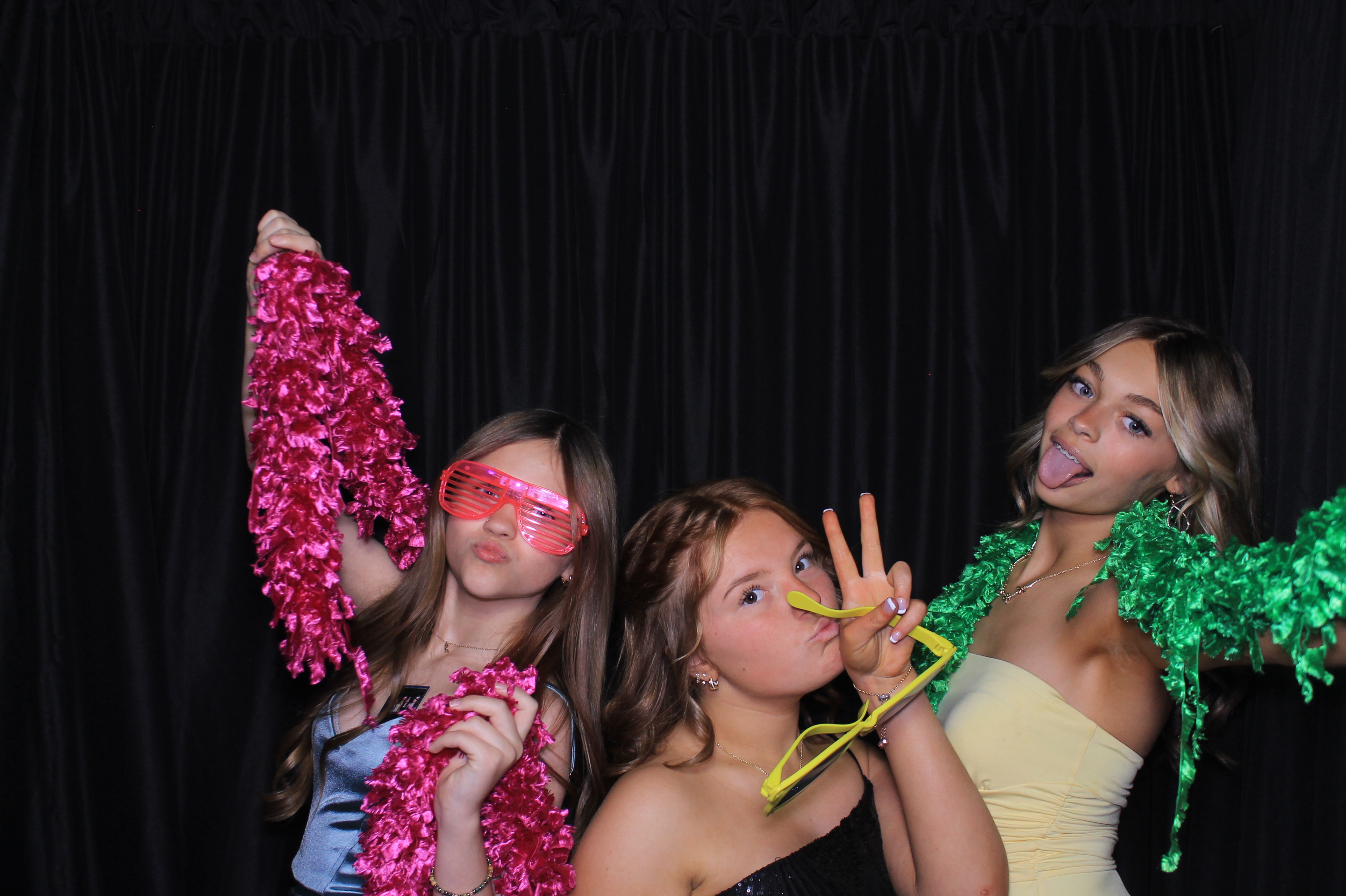 8th Grade Semi-Formal | View more photos from the event at gallery.photoboothcincy.com/u/PhotoBoothCincy/8th-Grade-Semi-Formal