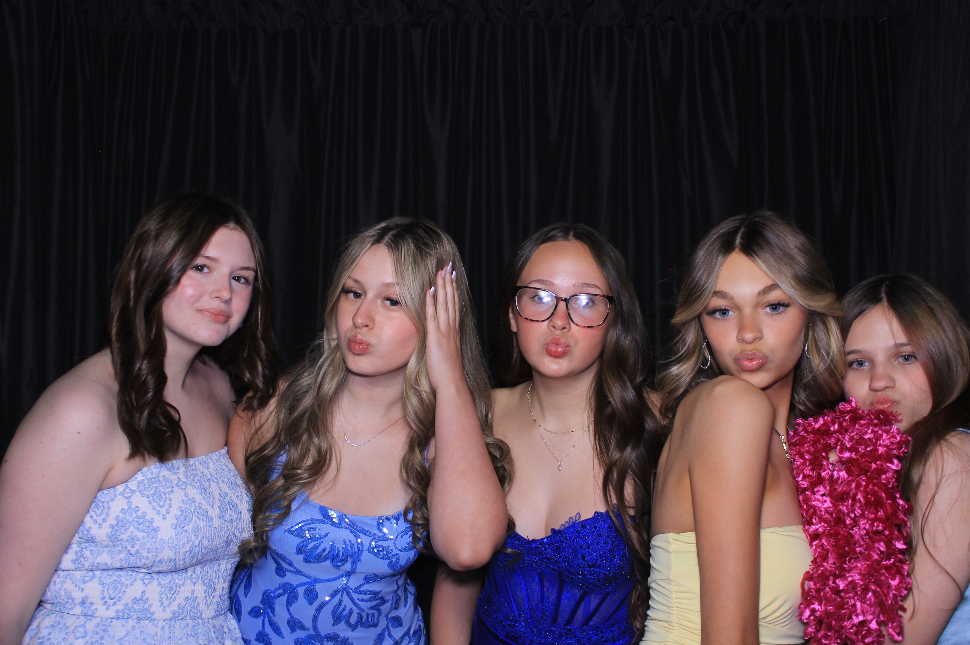 8th Grade Semi-Formal | View more photos from the event at gallery.photoboothcincy.com/u/PhotoBoothCincy/8th-Grade-Semi-Formal