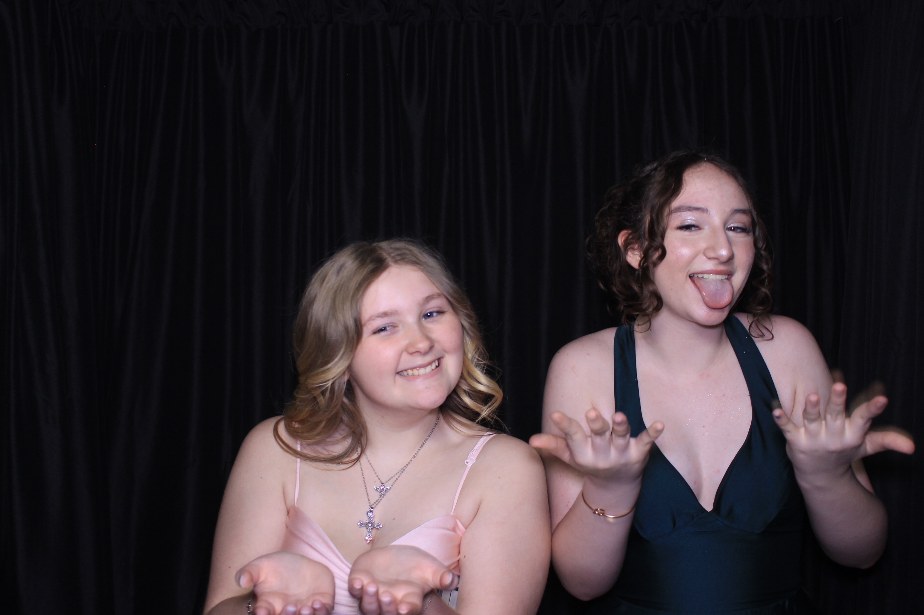 8th Grade Semi-Formal | View more photos from the event at gallery.photoboothcincy.com/u/PhotoBoothCincy/8th-Grade-Semi-Formal