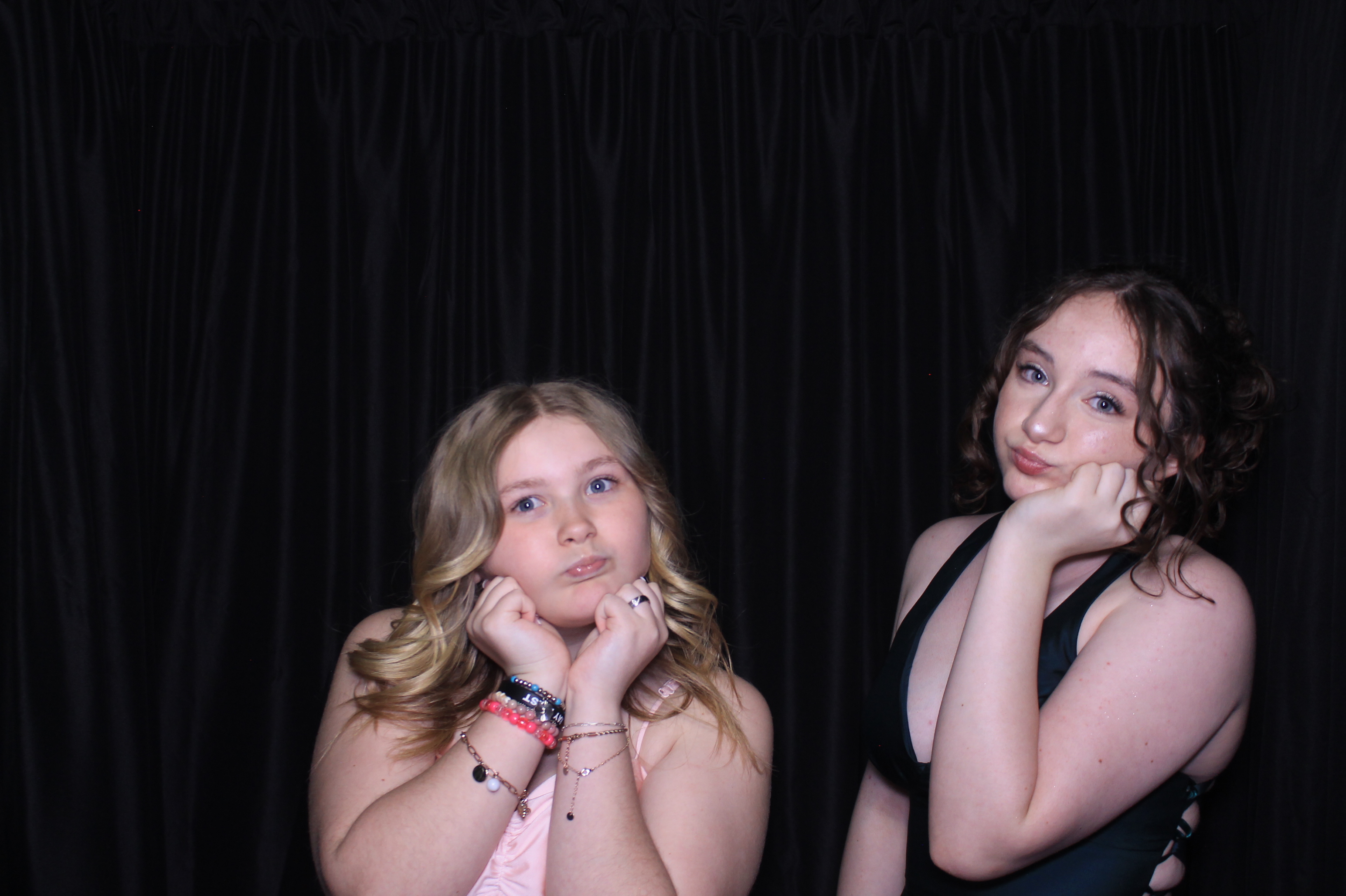 8th Grade Semi-Formal | View more photos from the event at gallery.photoboothcincy.com/u/PhotoBoothCincy/8th-Grade-Semi-Formal